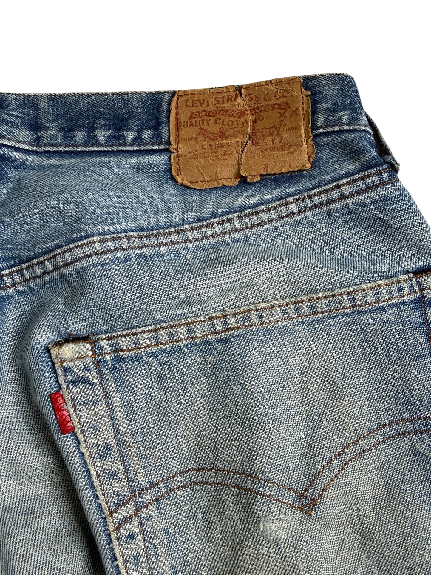 Vintage 1980s Levis 501 Selvedge Distressed Denim Jeans Made in USA