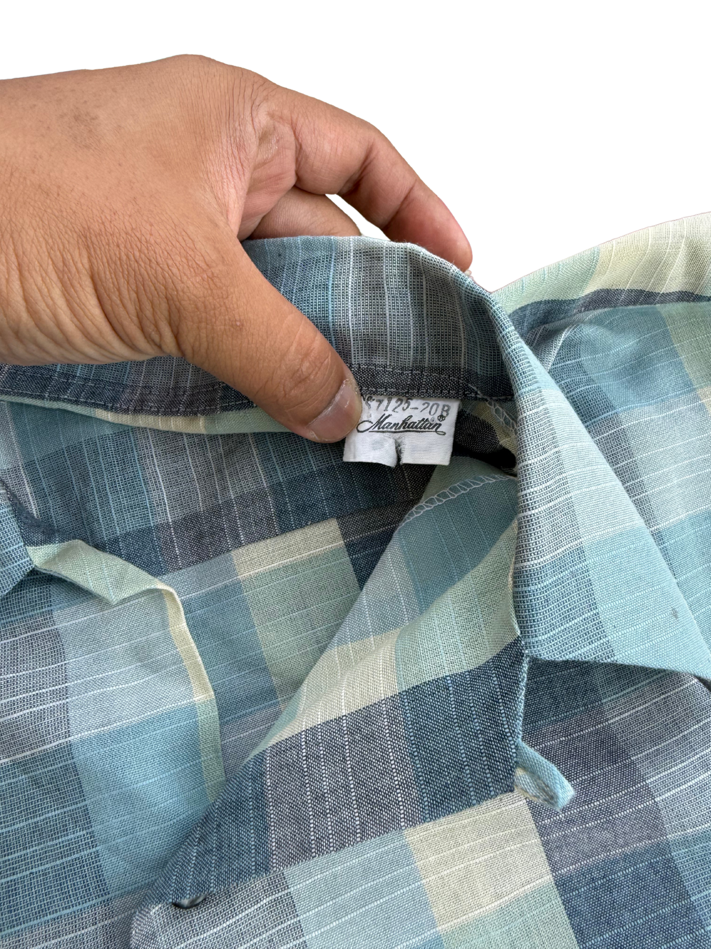 Vintage 1950s Manhattan Breeze-Weave Rayon Blend Shirt