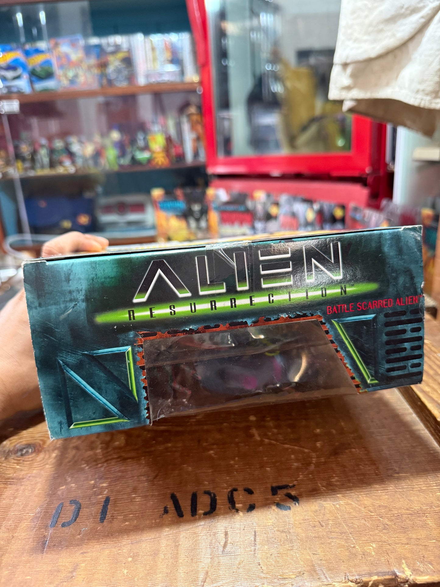 Alien Resurrection Battle Scarred Alien Figure Hasbro Signature Series Kenner 1997 Movie Edition