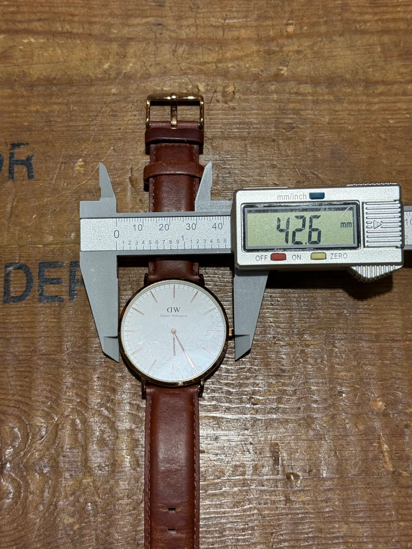 Daniel Wellington Junk Not Working For Parts
