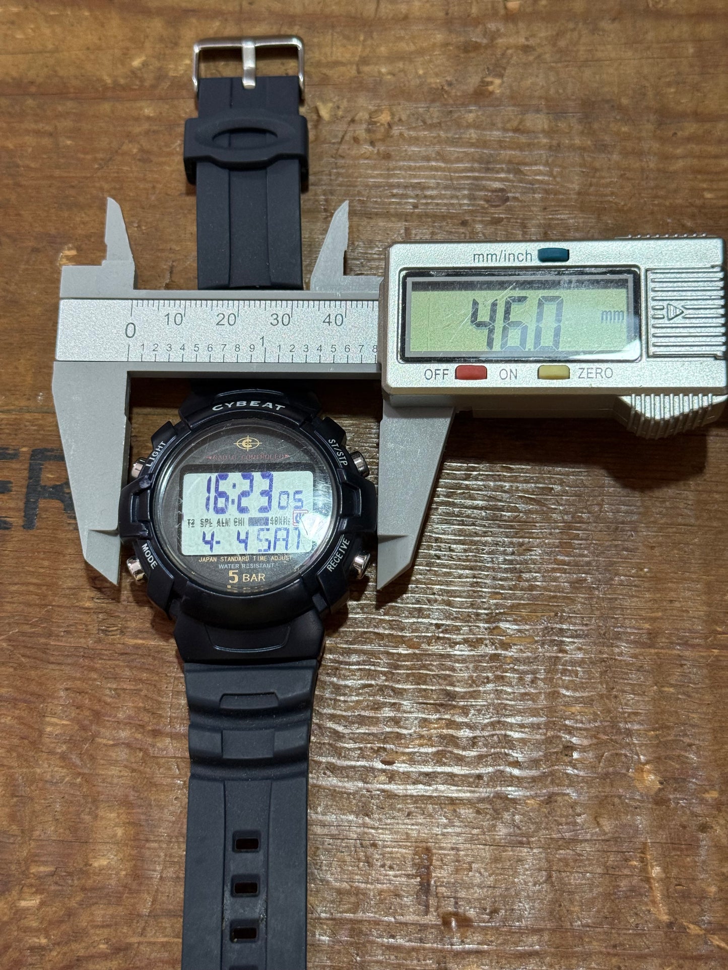 Cybeat J-AXIS Digital Watch Radio Controlled 5 Bar Black Sport Watch