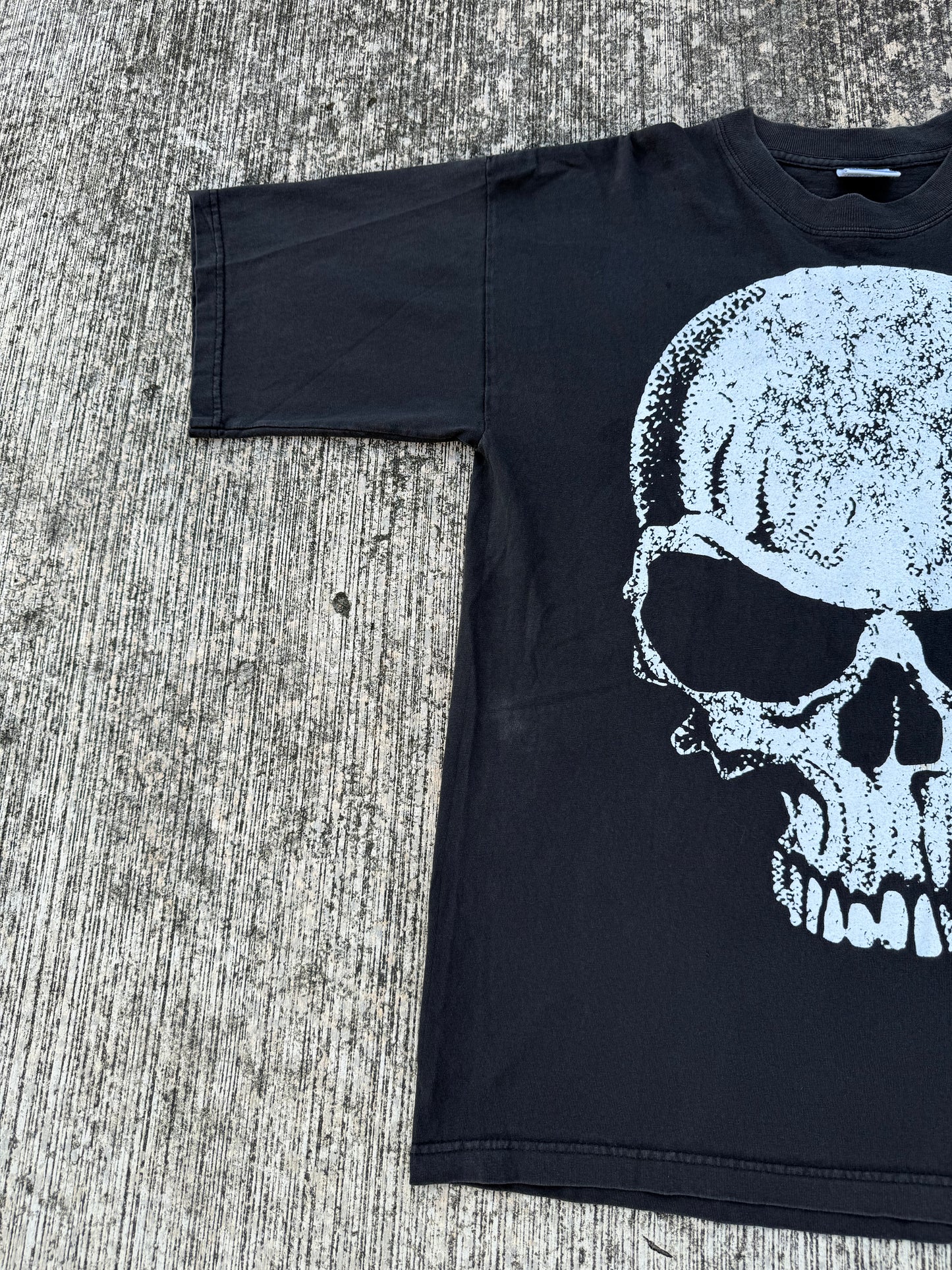 Vintage 2007 Fashion Victim Skull Graphic T-Shirt Punk Biker Tee