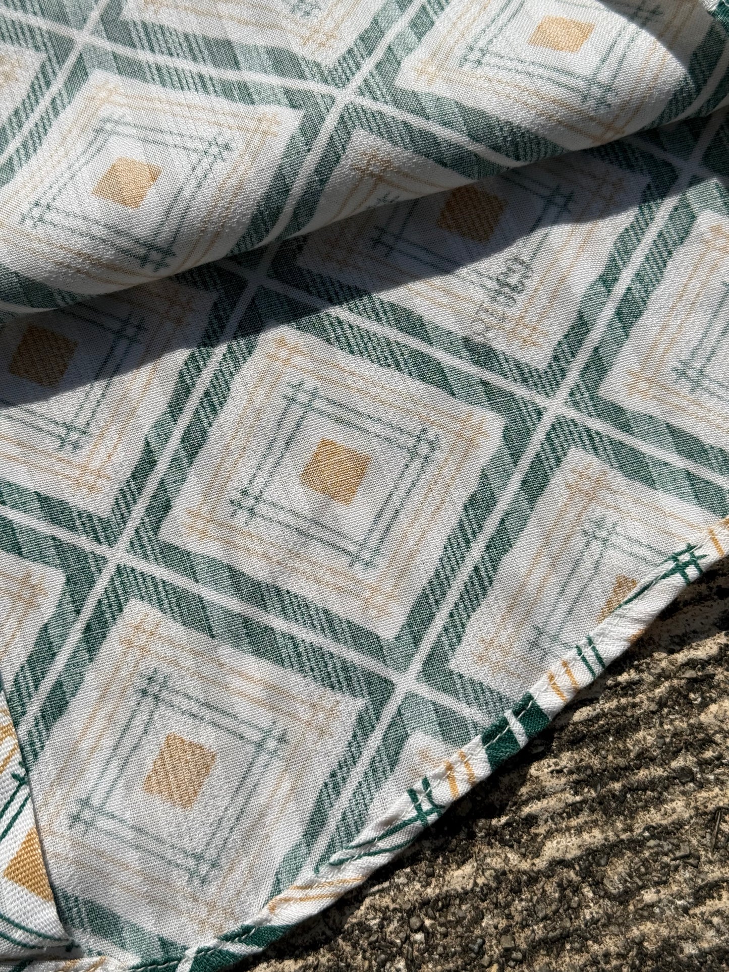 Vintage Towncraft JCPenney Tapered Short Sleeve Shirt 1960s/70s Geometric Print