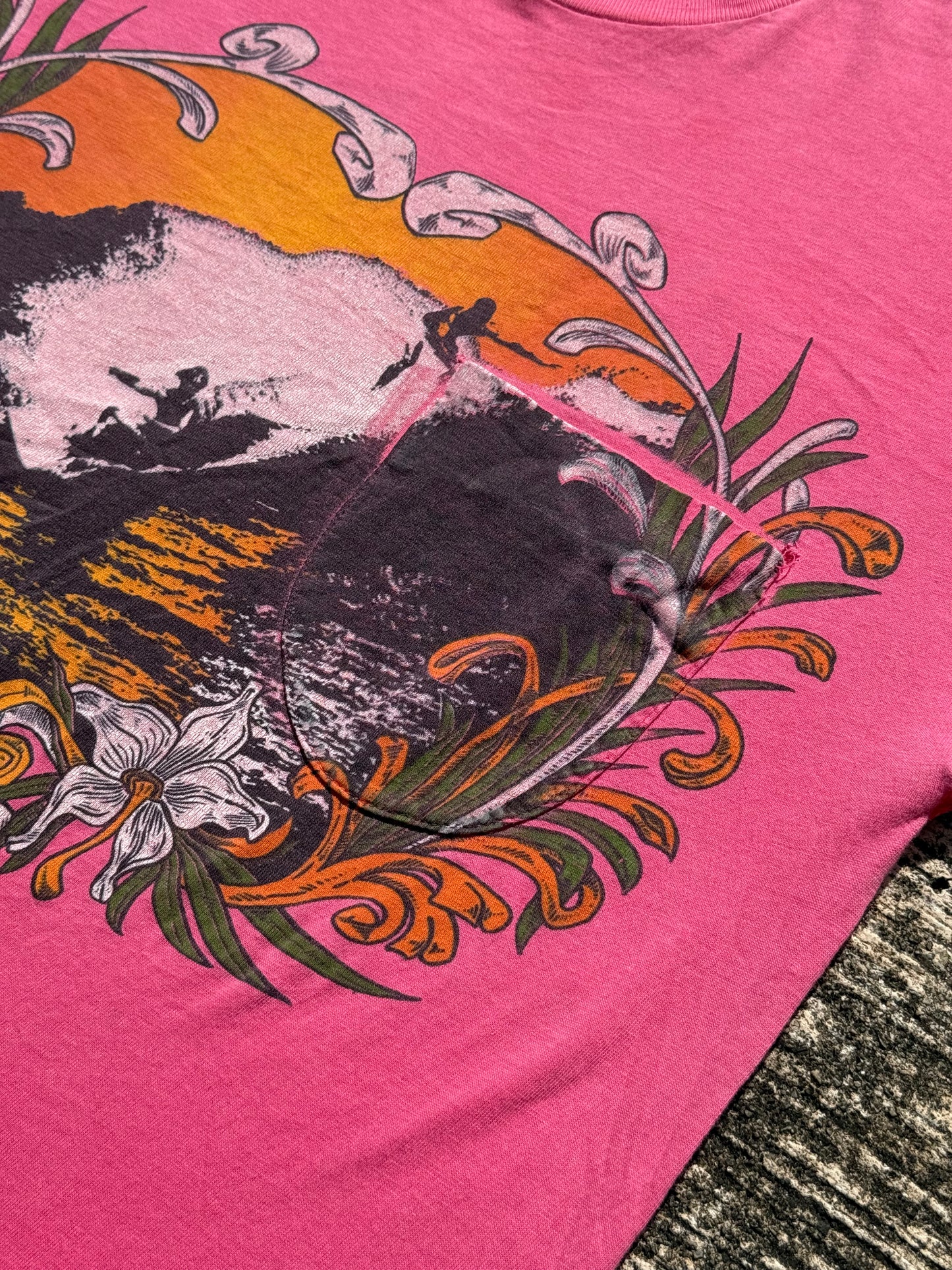 Vintage 70s–80s Designs Alive Surf Sunset Pocket Tee Pink Single Stitch USA