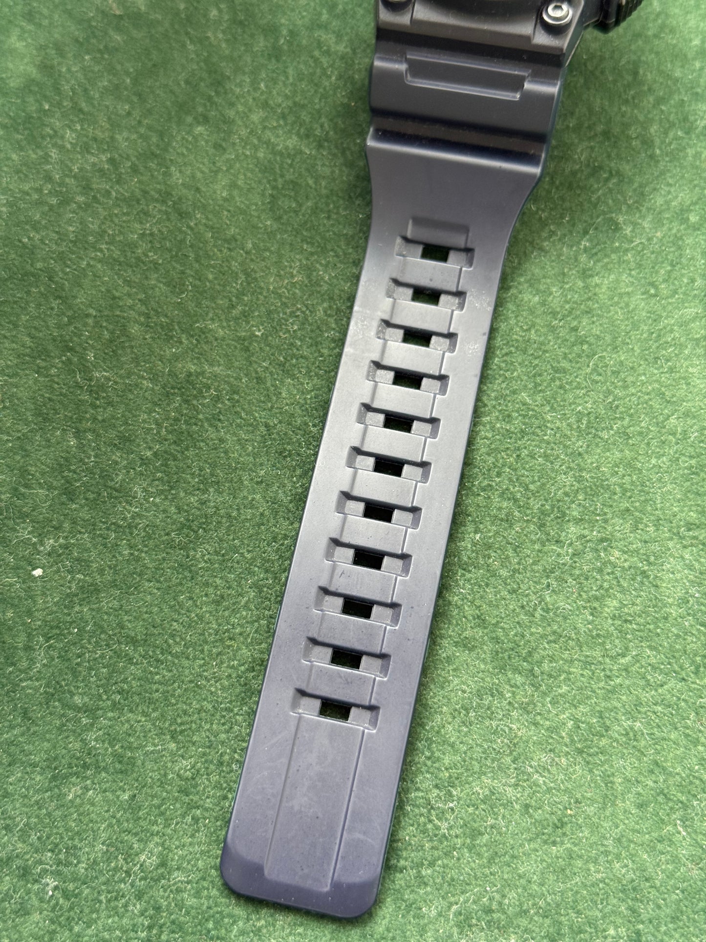 Casio AEQ-110W World Time