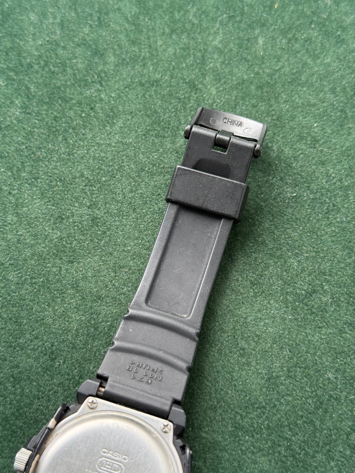 Vintage Casio HDA-600 1HD Analog Watch
