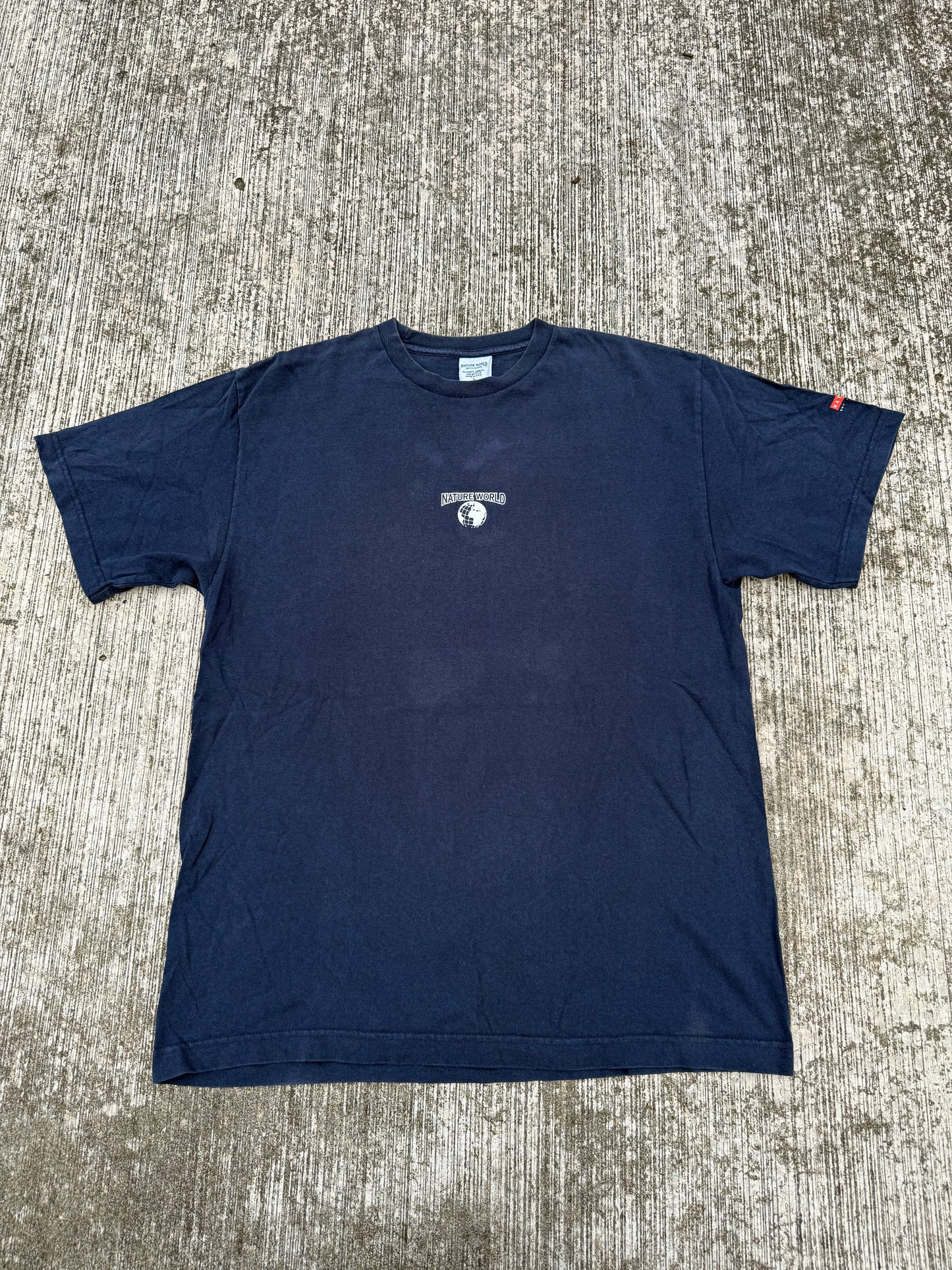 Vintage Nature World Outdoor Wear Tee