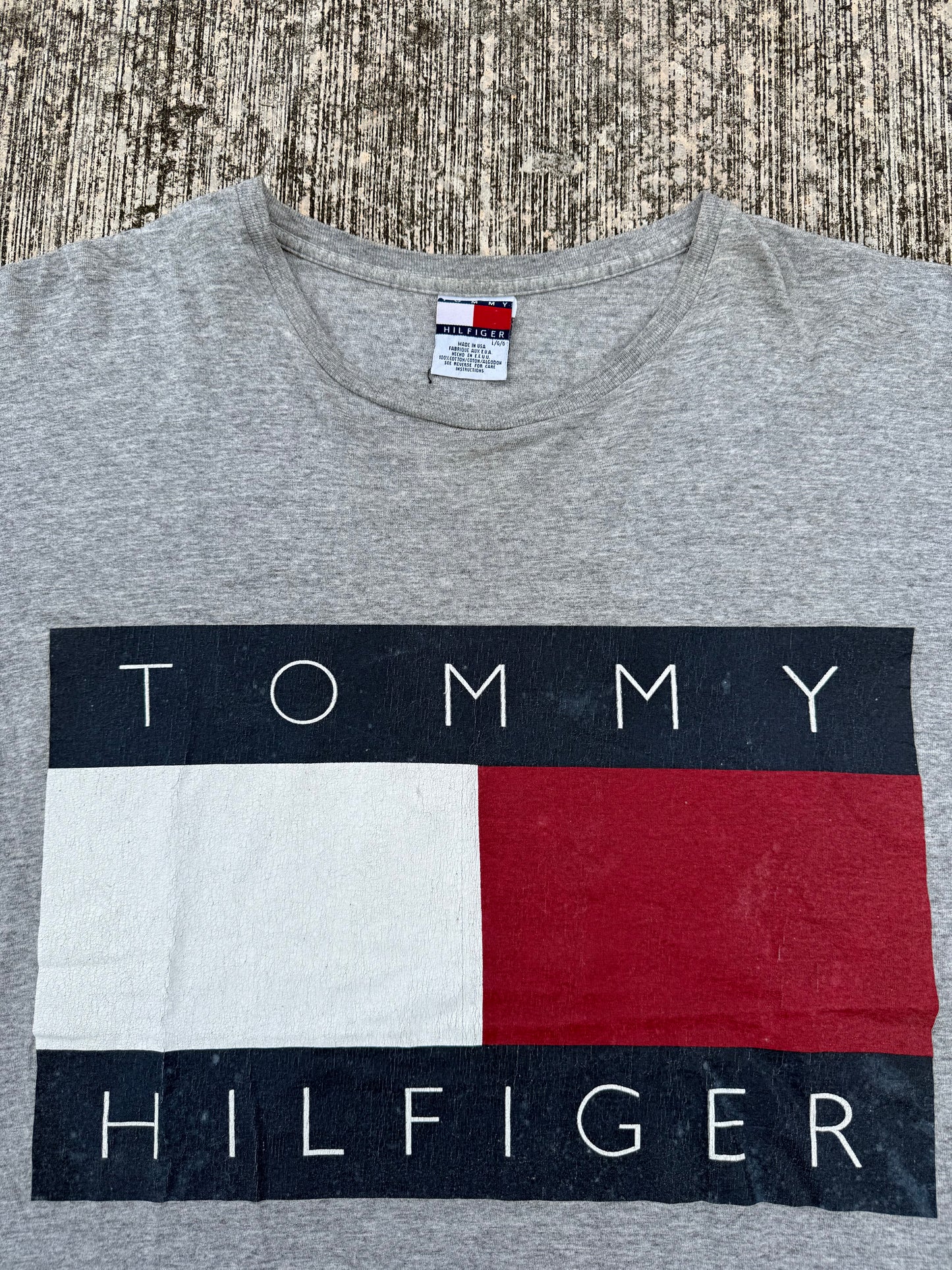 Vintage 90s Tommy Hilfiger Big Flag Logo Tee
