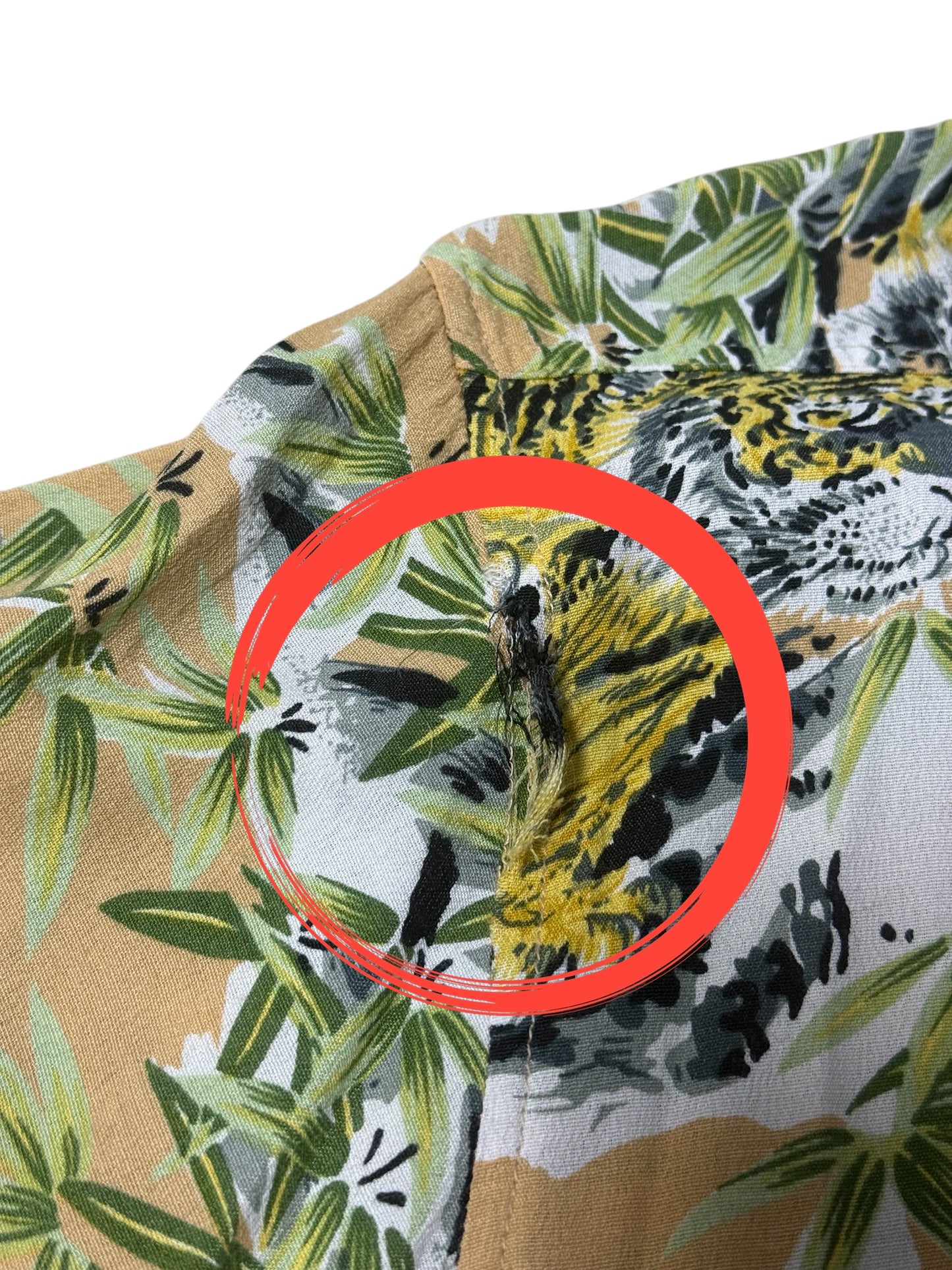Patina Vintage Tiger Bamboo Hawaiian Rayon Shirt Beige Jungle Print
