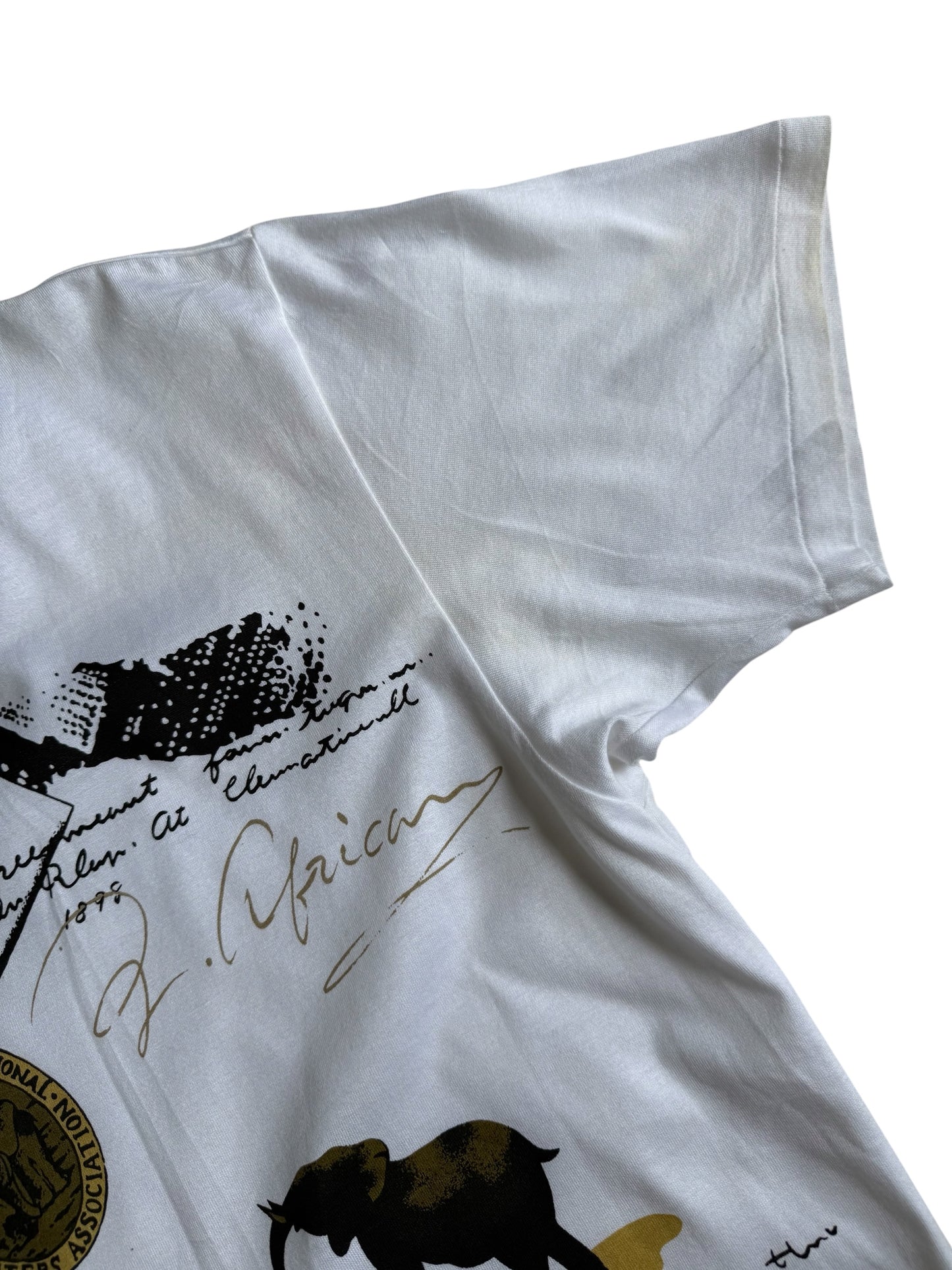Vintage Safari Graphic Tshirt Kenya Africa Tourist Print