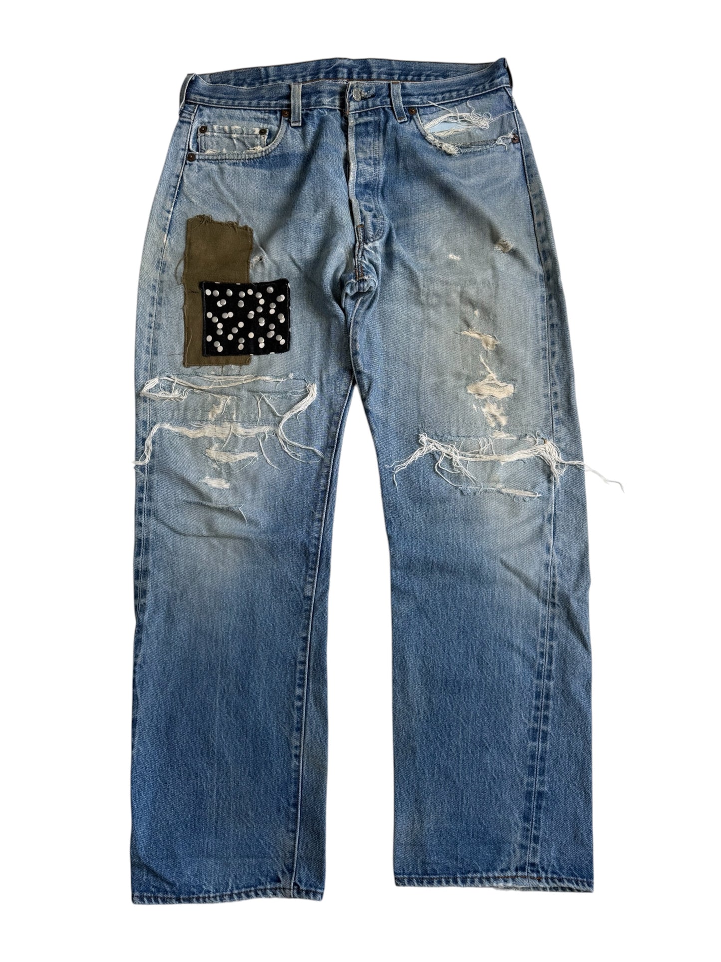 Vintage 1980s Levis 501 Selvedge Distressed Denim Jeans Made in USA