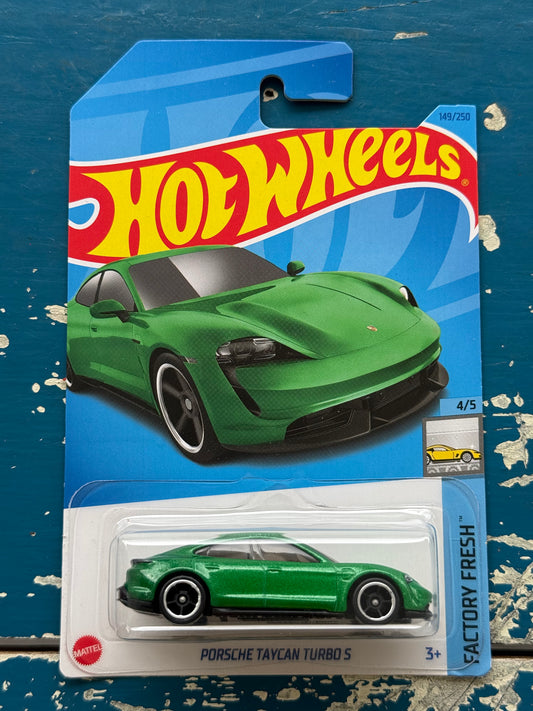 Hot Wheels Porche Taycan Turbo S