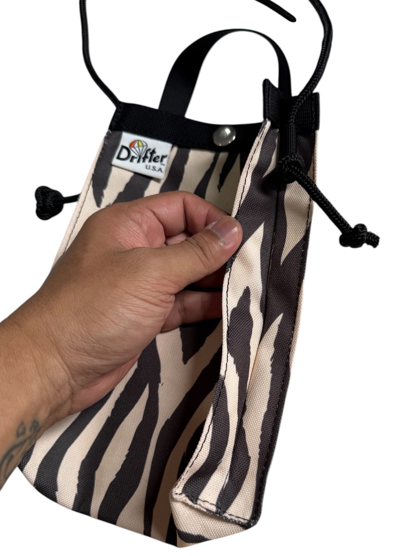 Drifter U.S.A Zebra Pattern Mini Shoulder Pouch Crossbody Bag