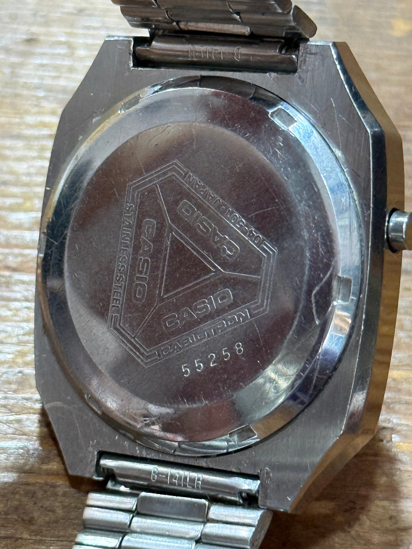 Vintage 70s Casio Casiotron Liquid Crystal Japan Watch Junk Not Working For Parts