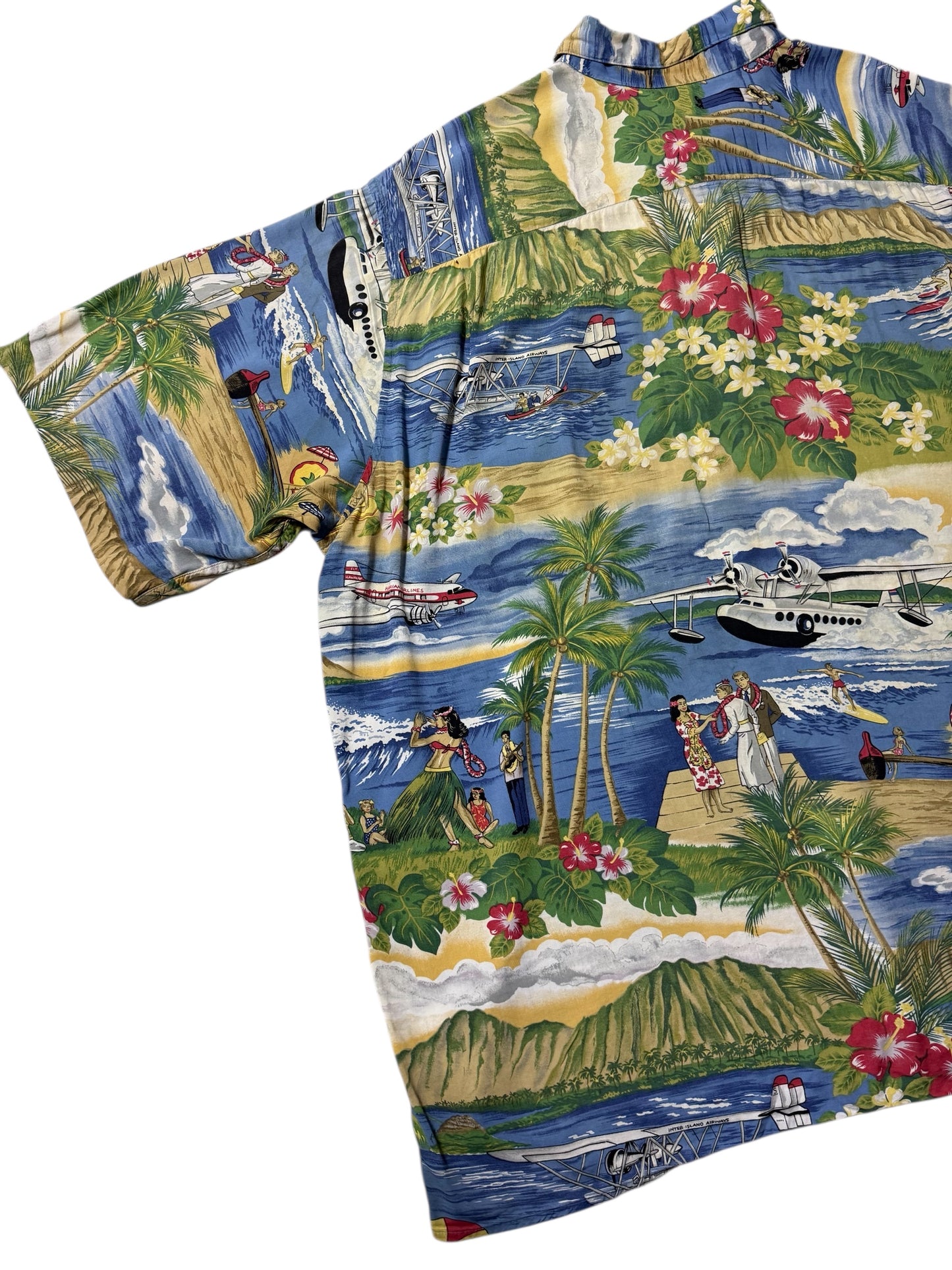 Vintage 1990s Reyn Spooner Rayon Hawaiian Aloha Shirt Scenic Print