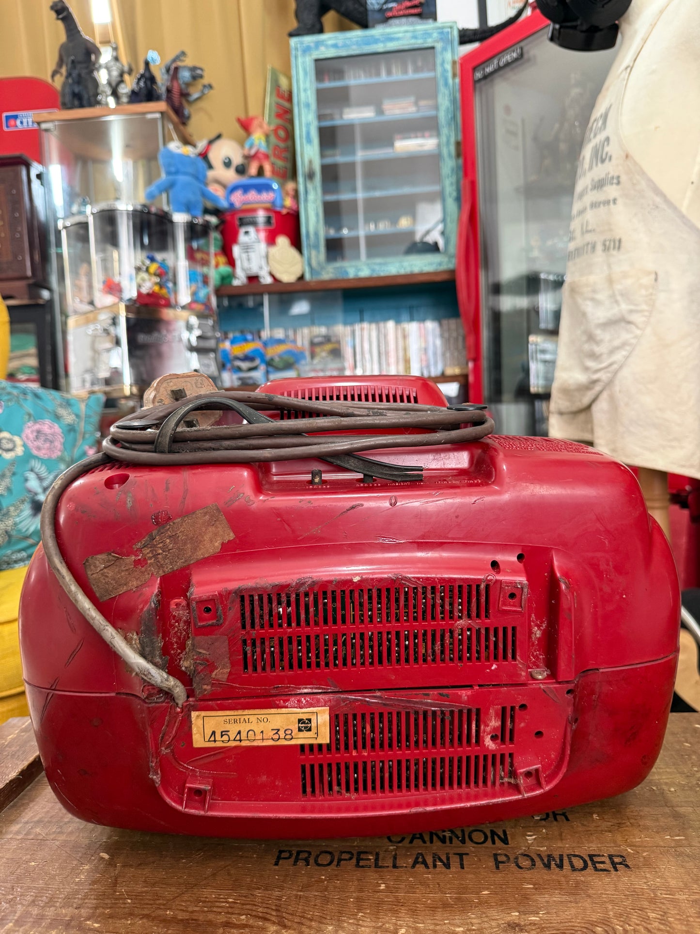 Vintage National Solid State 12” Portable CRT Television Red Space Age TV Japan