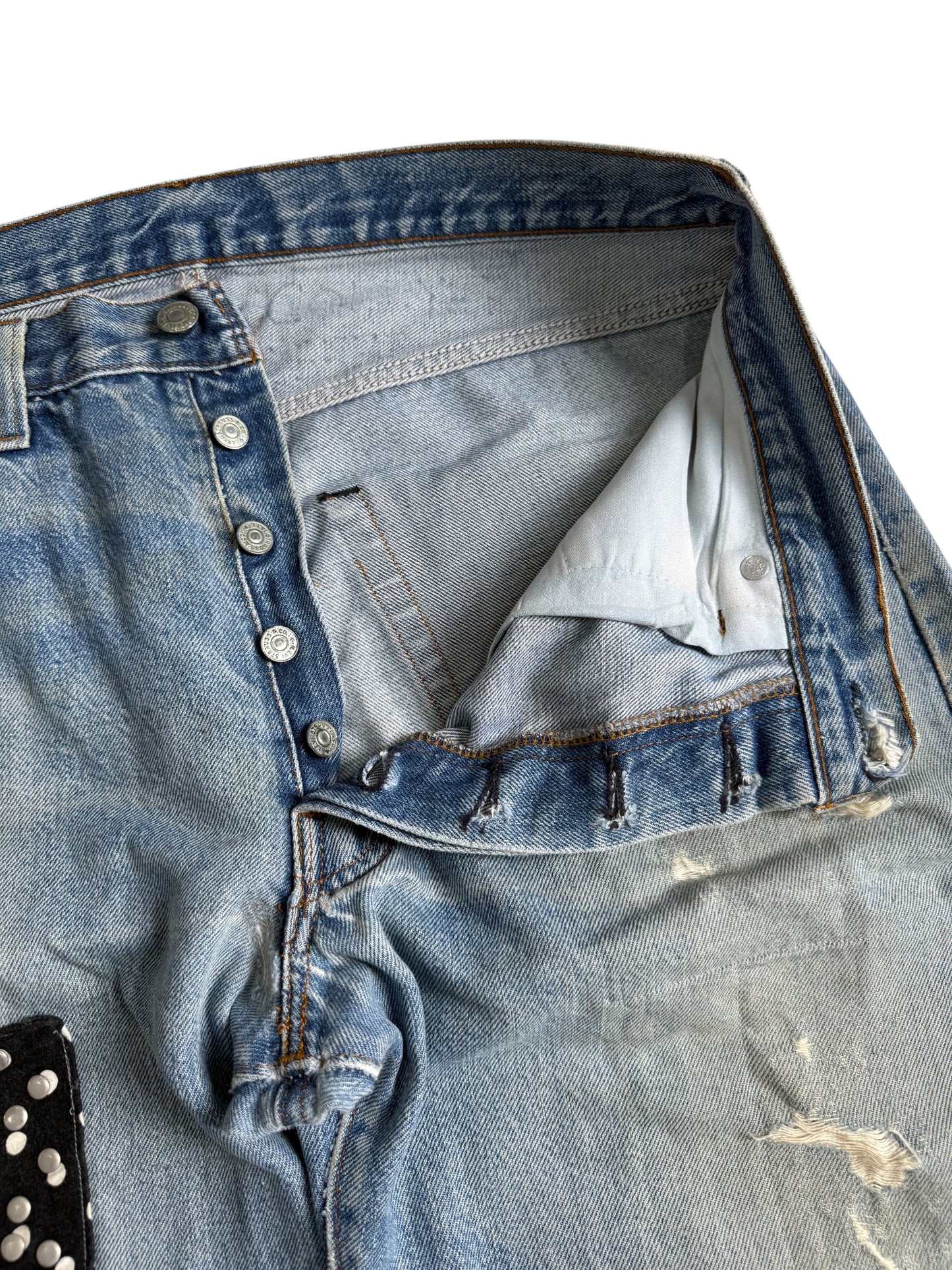 Vintage 1980s Levis 501 Selvedge Distressed Denim Jeans Made in USA