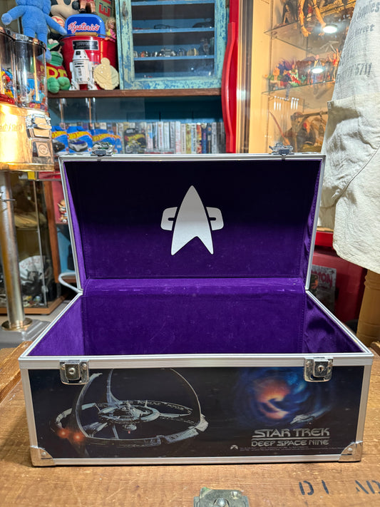 Vintage Star Trek Deep Space Nine 2003 Paramount Pictures Box