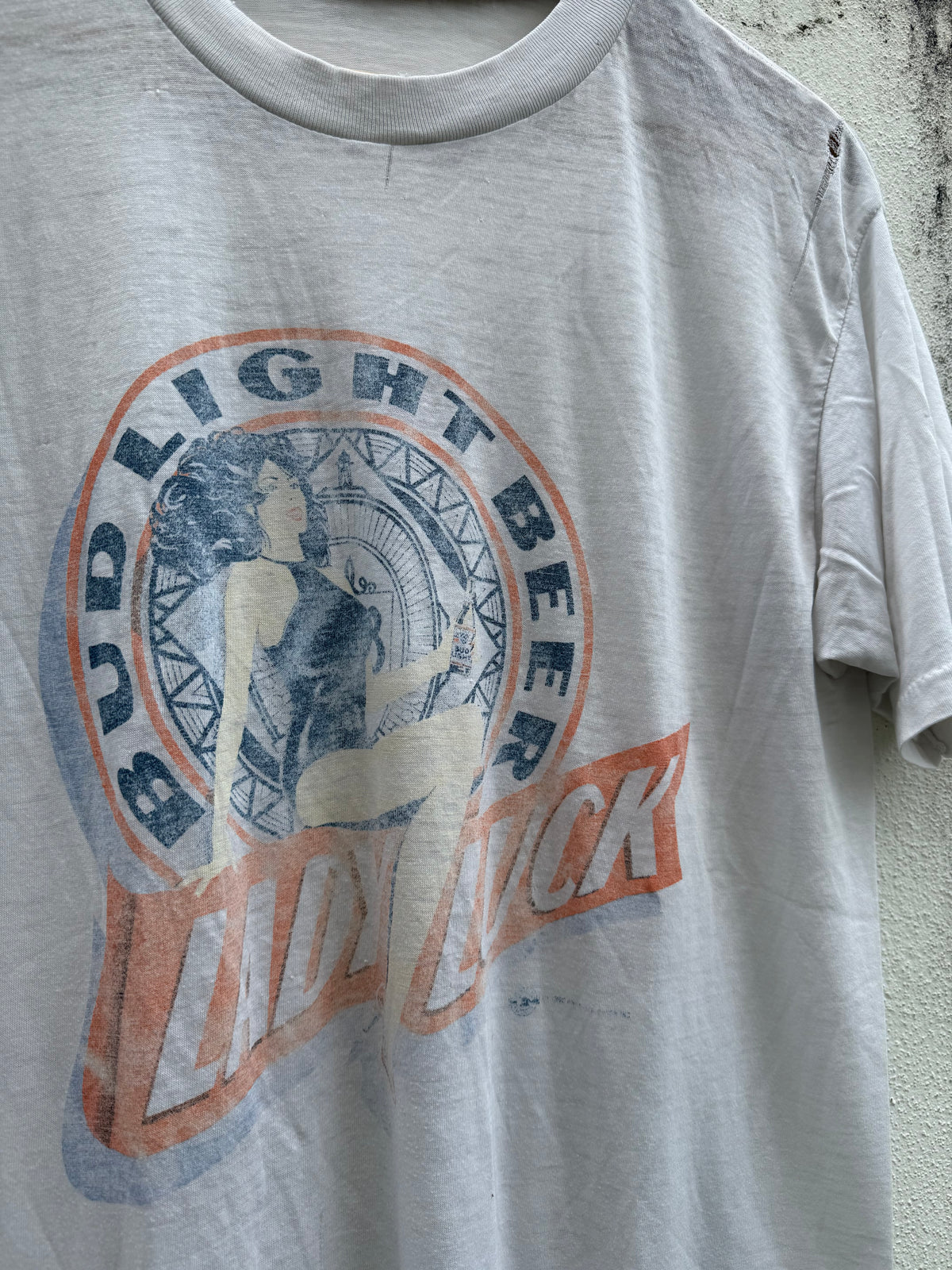 Vintage Bud Light Beer Lady Luck Budweiser Distressed Paperthin Tshirt