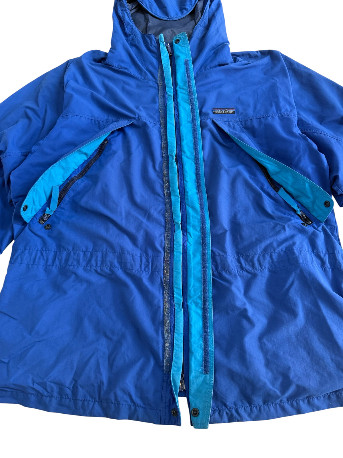 Vintage 1990s Patagonia Hooded Rain Jacket Blue Outdoor Shell Windbreaker