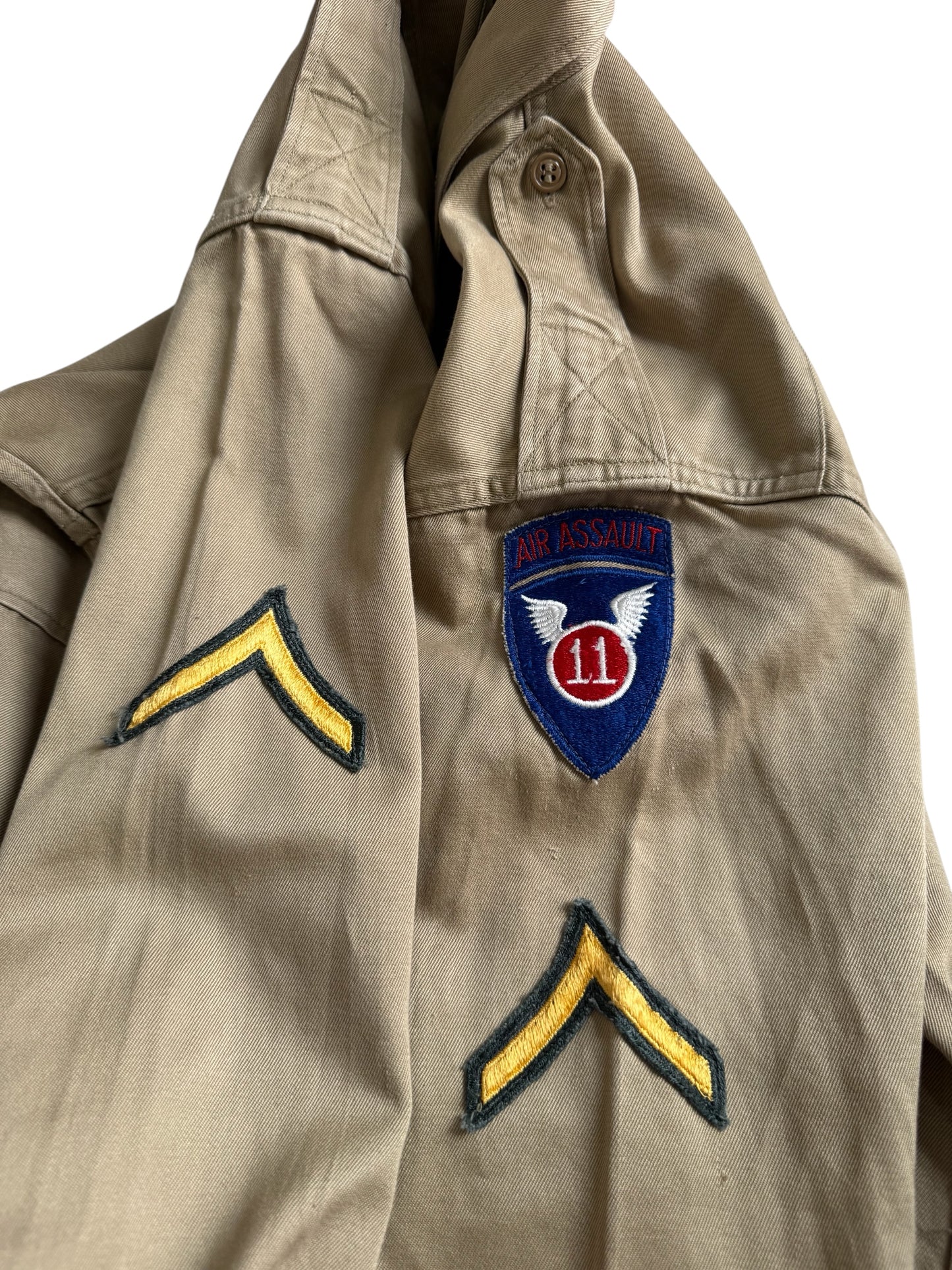 Vintage 1962 US Army Khaki Twill Uniform Shirt 11th Air Assault Division PFC Patch