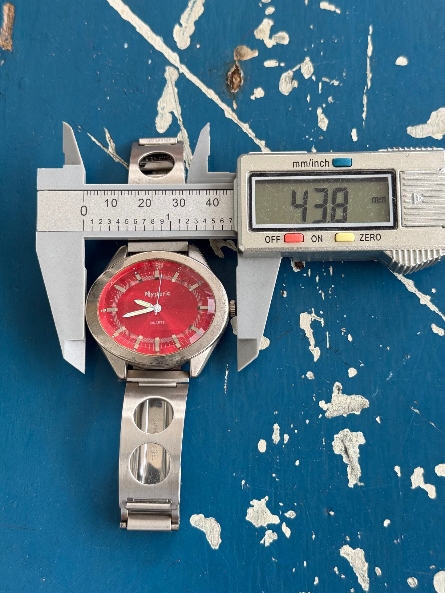 Vintage Hysteric Glamour GV4006 Red Dial Quartz Watch