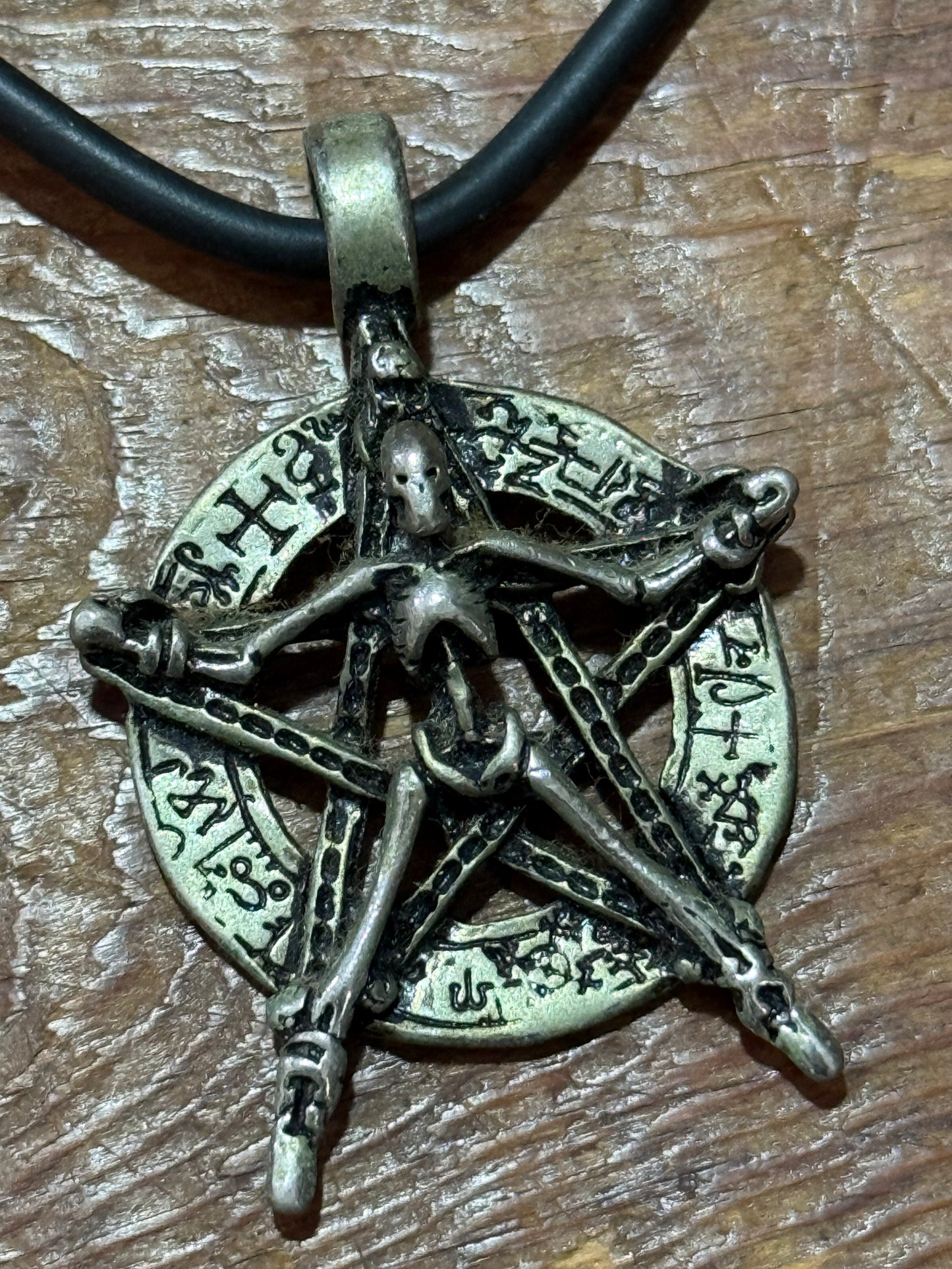 Vintage 1990s Alchemy England Occult Pentagram Figure Pendant Necklace