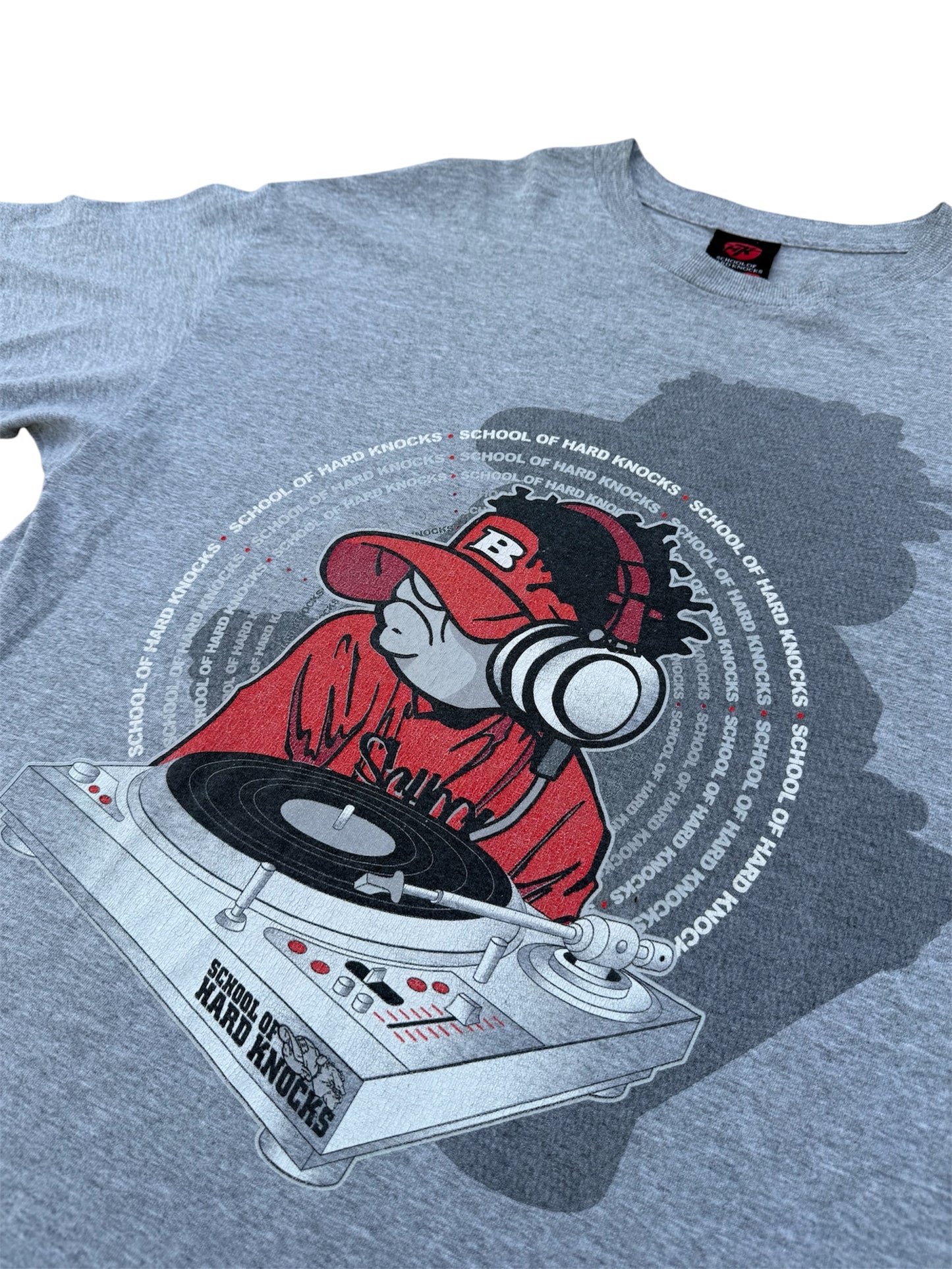 School of Hard Knocks DJ Turntable Tee 2000s Streetwear Hip-Hop