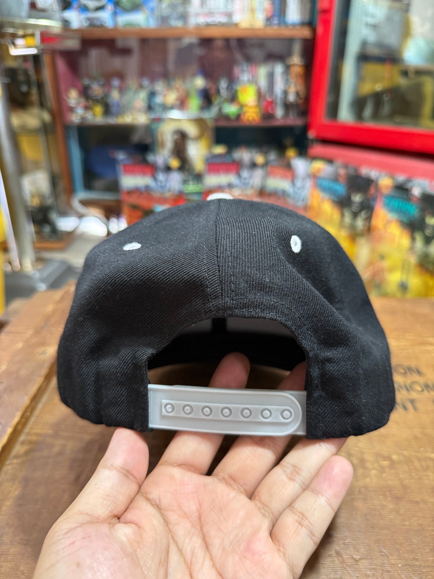 4 Non Blondes Band Cap
