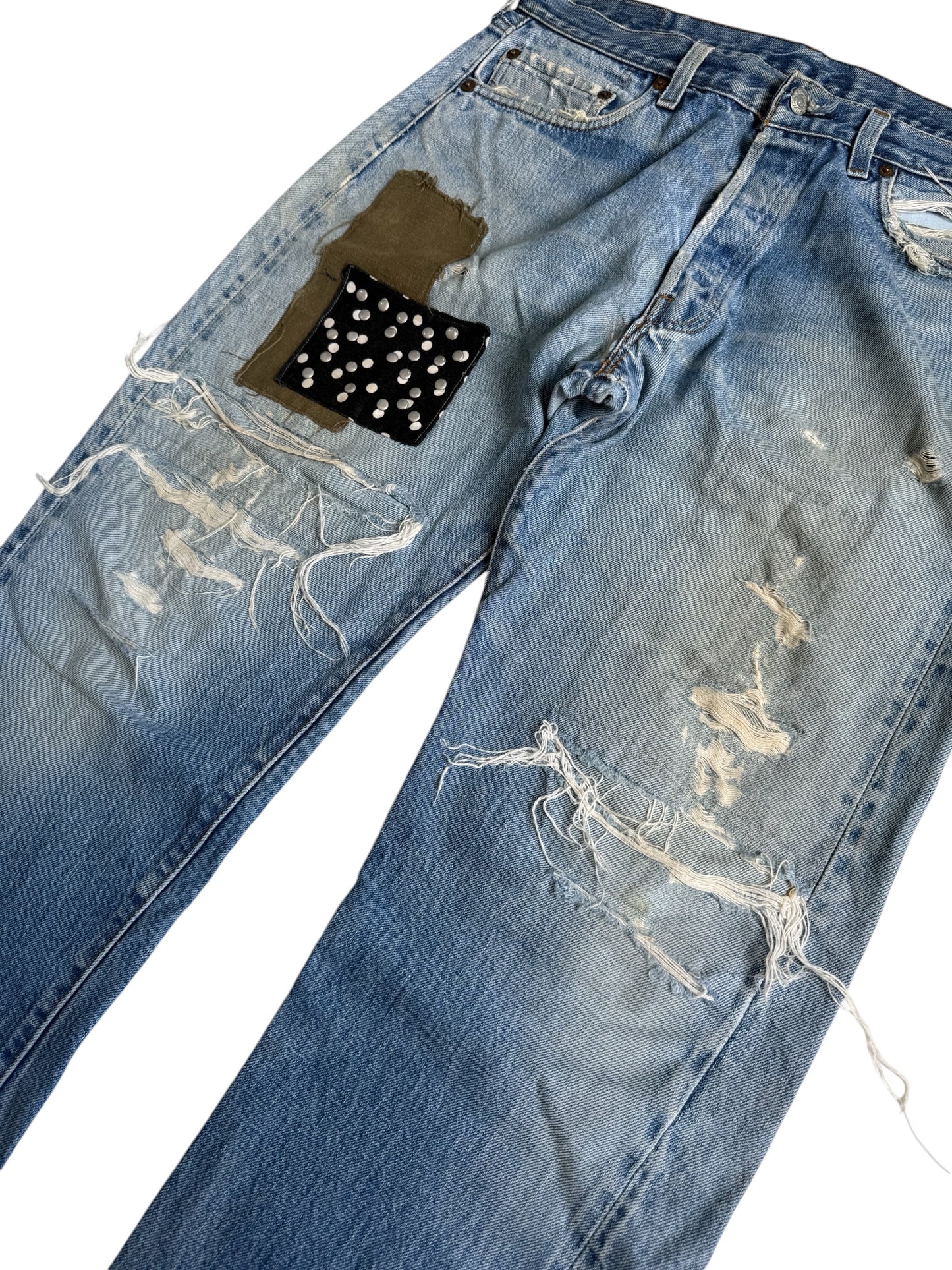 Vintage 1980s Levis 501 Selvedge Distressed Denim Jeans Made in USA