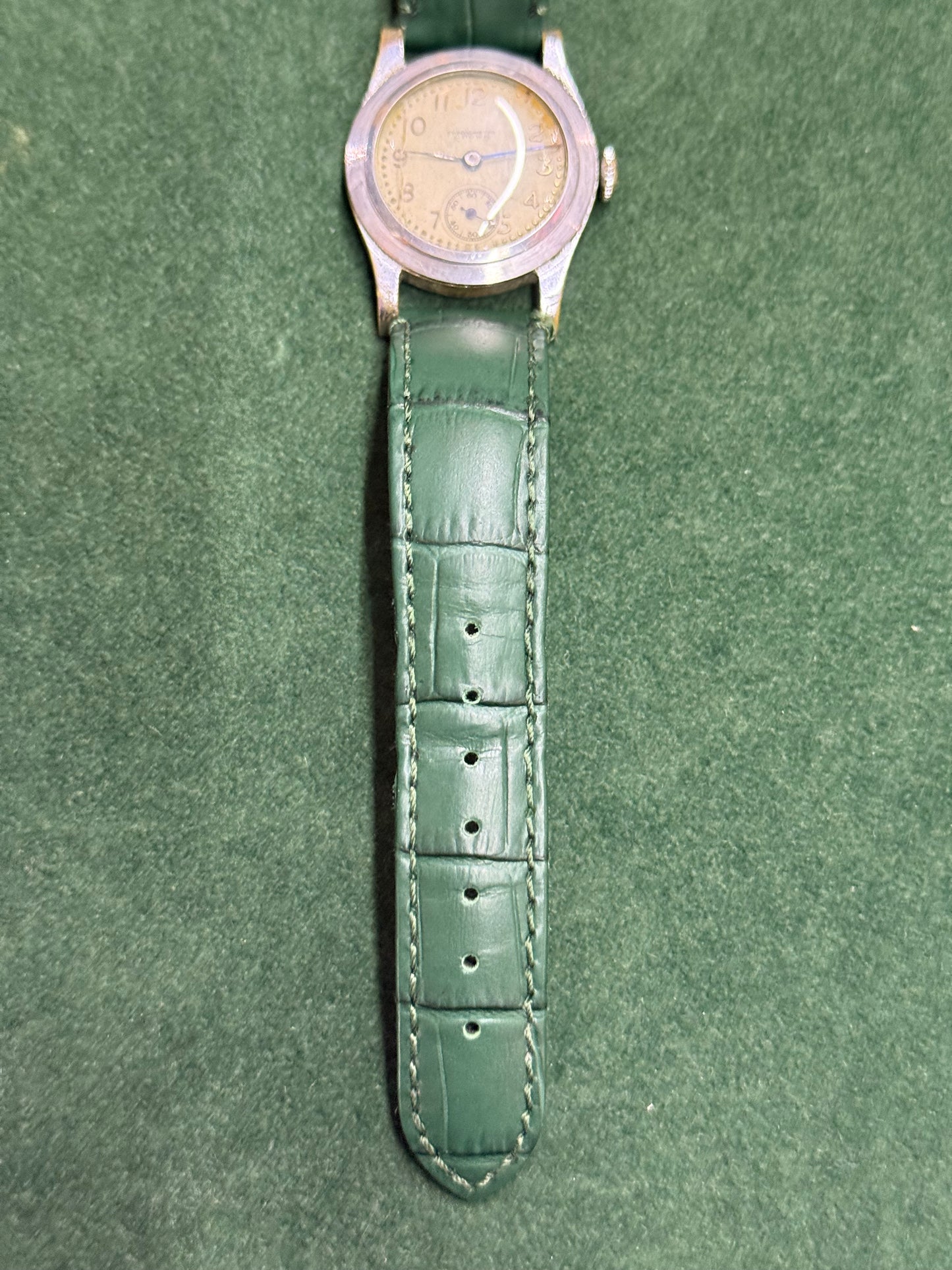 Vintage 1940s-50s Chronometer Crown Manual Wind Watch Sub-Seconds