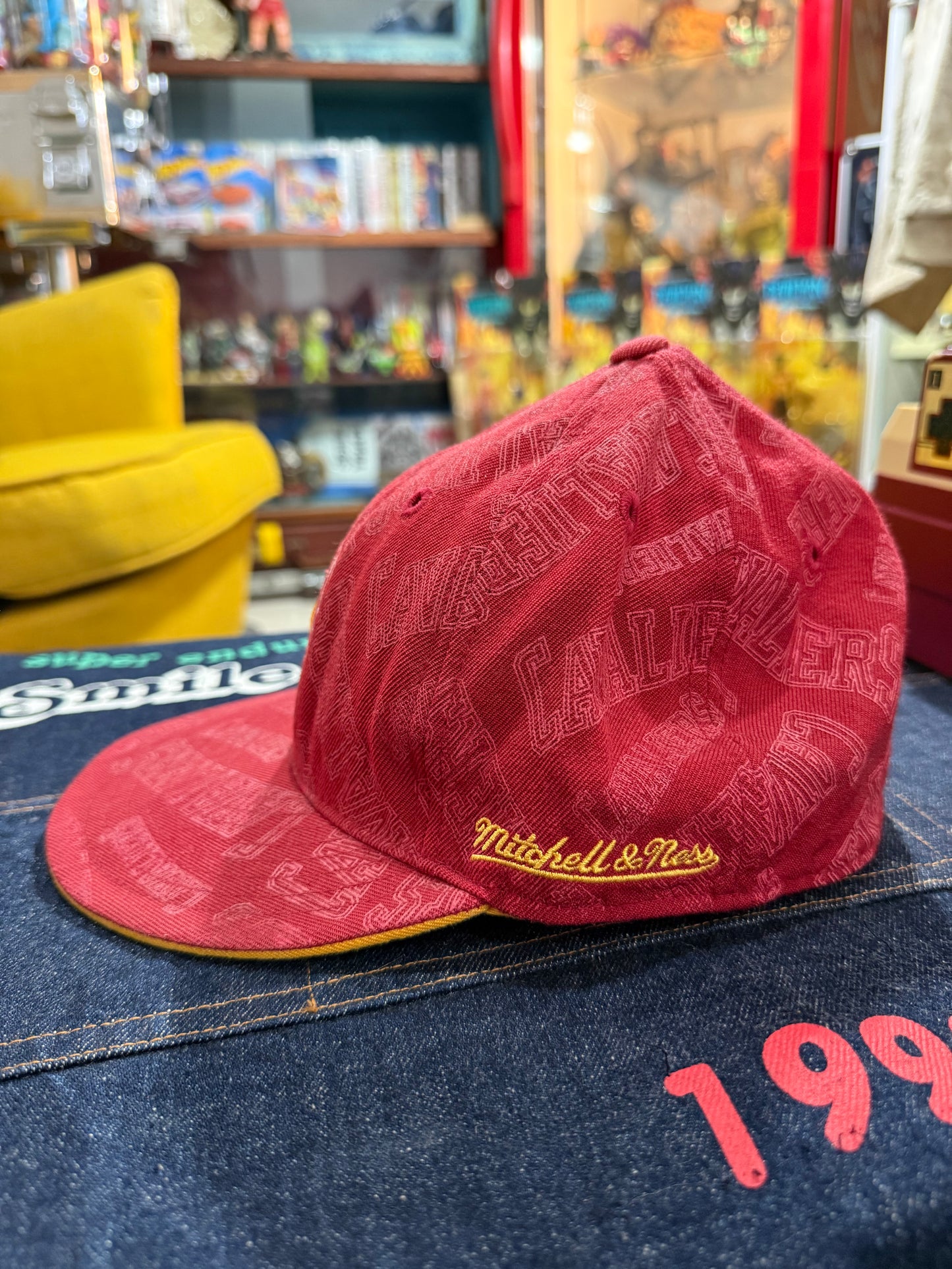 Cleveland Cavaliers Mitchell & Ness Fullcap