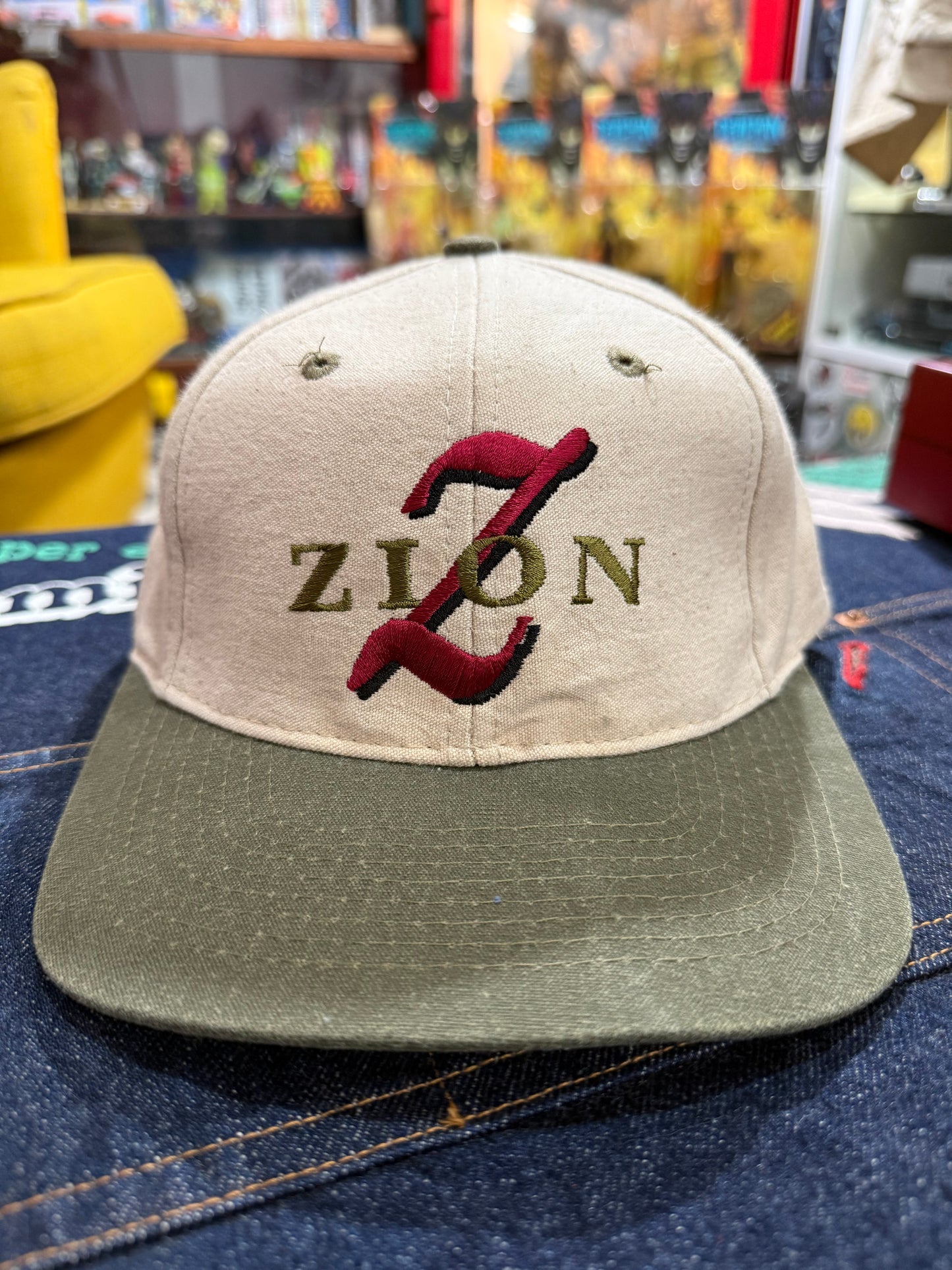 Vintage HQ Gear “ZION” Cap