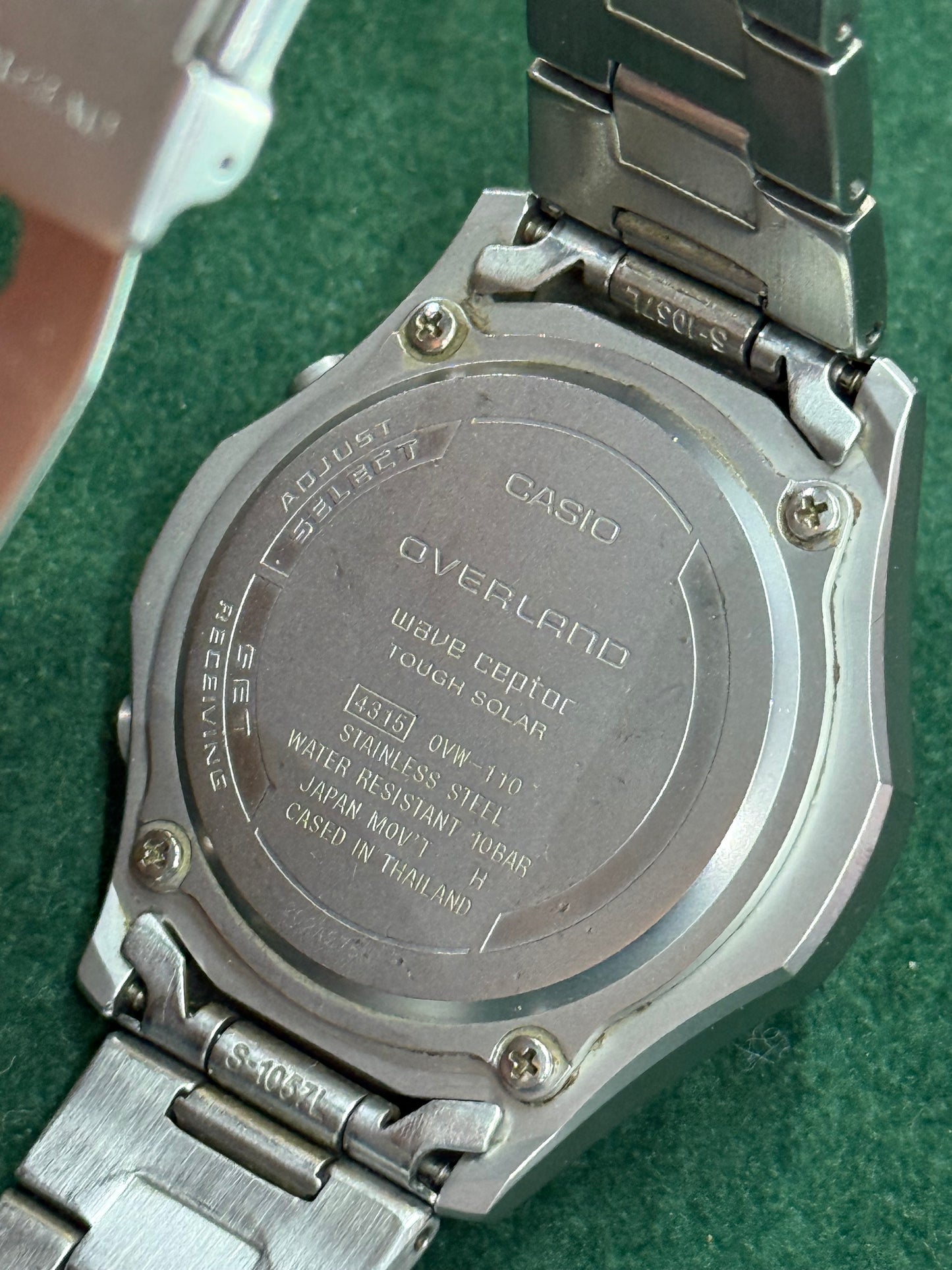 Vintage Casio Overland OVW-110 Wave Ceptor Tough Solar Watch