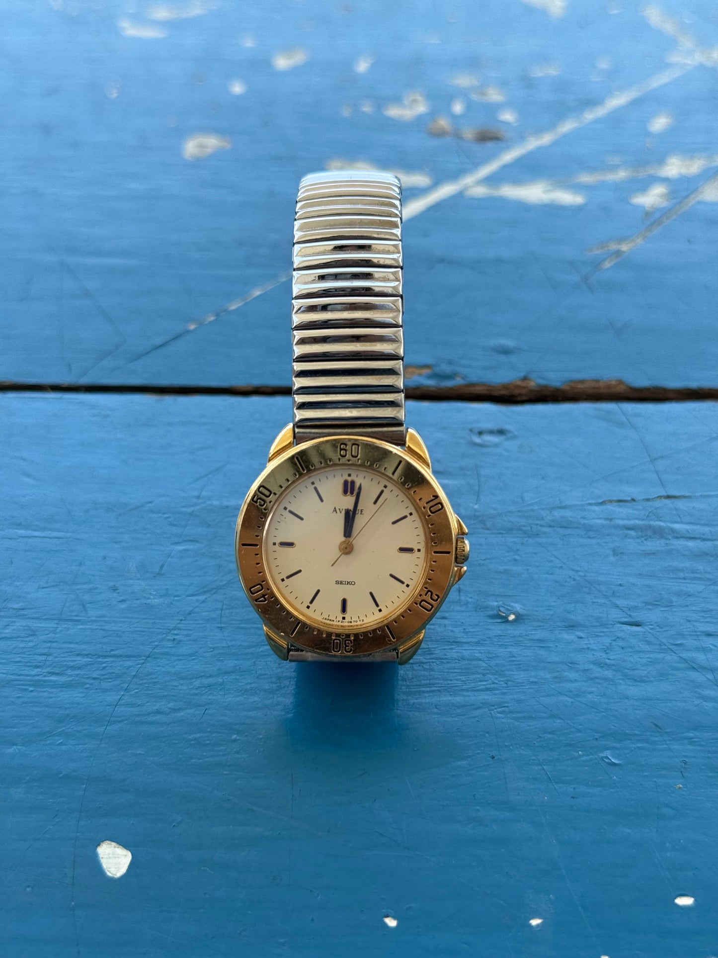 Vintage Seiko Avenue Gold Tone Watch