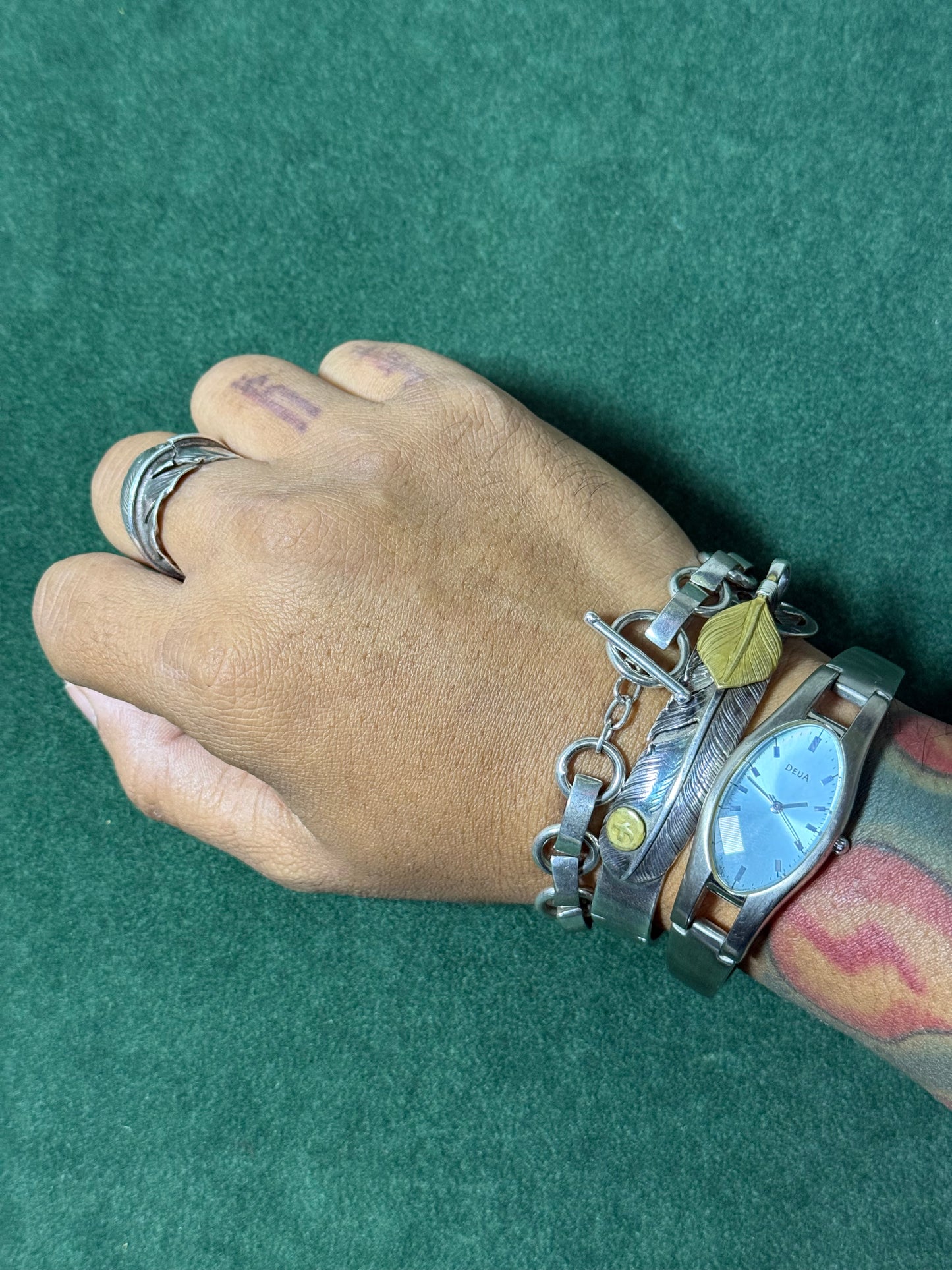 Vintage ALBA Ladies Bangle Watch – Y151-5D70 Japan Oval Case