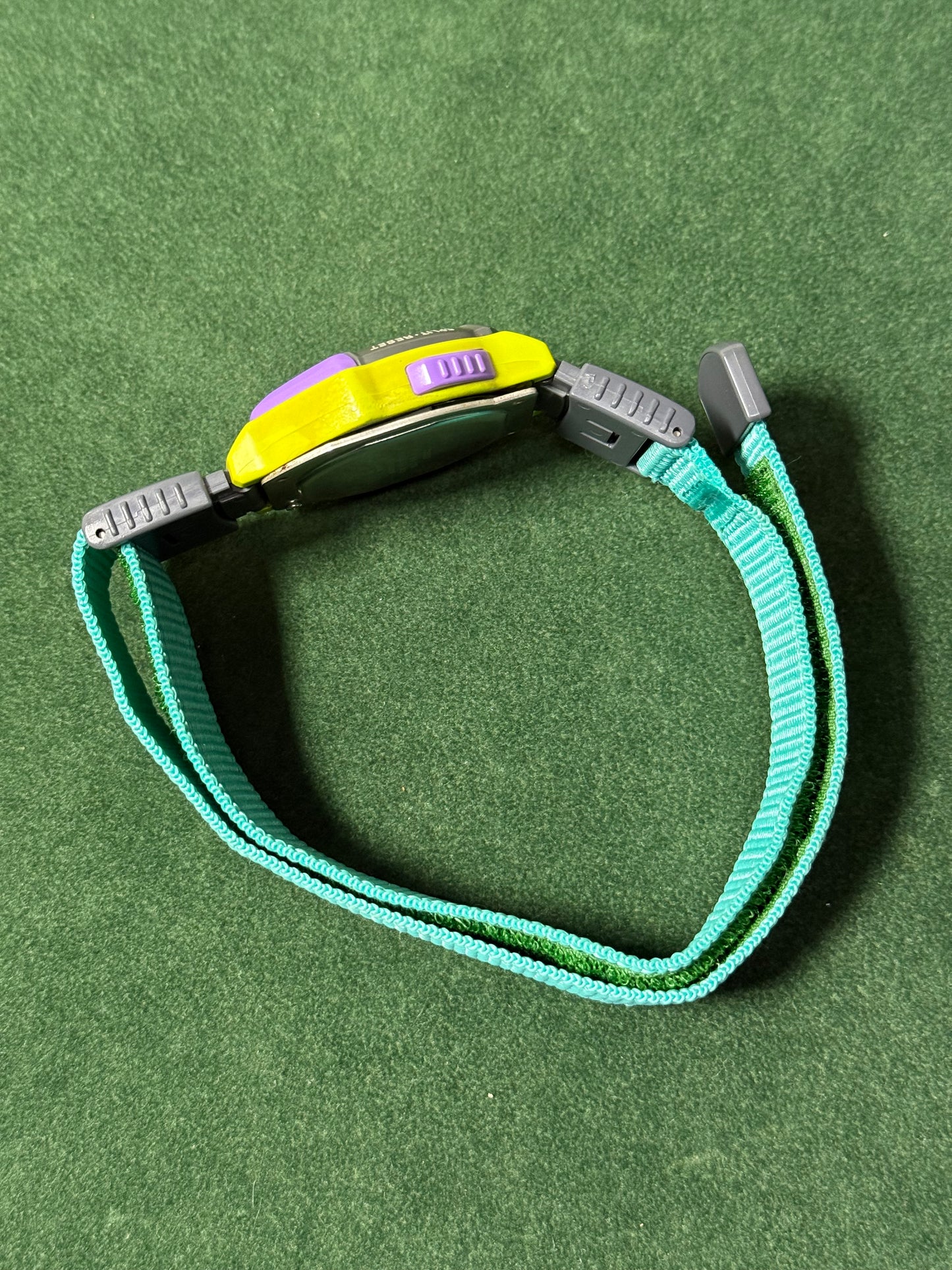 Vintage Casio SKX-1110 Retro Yellow/Purple