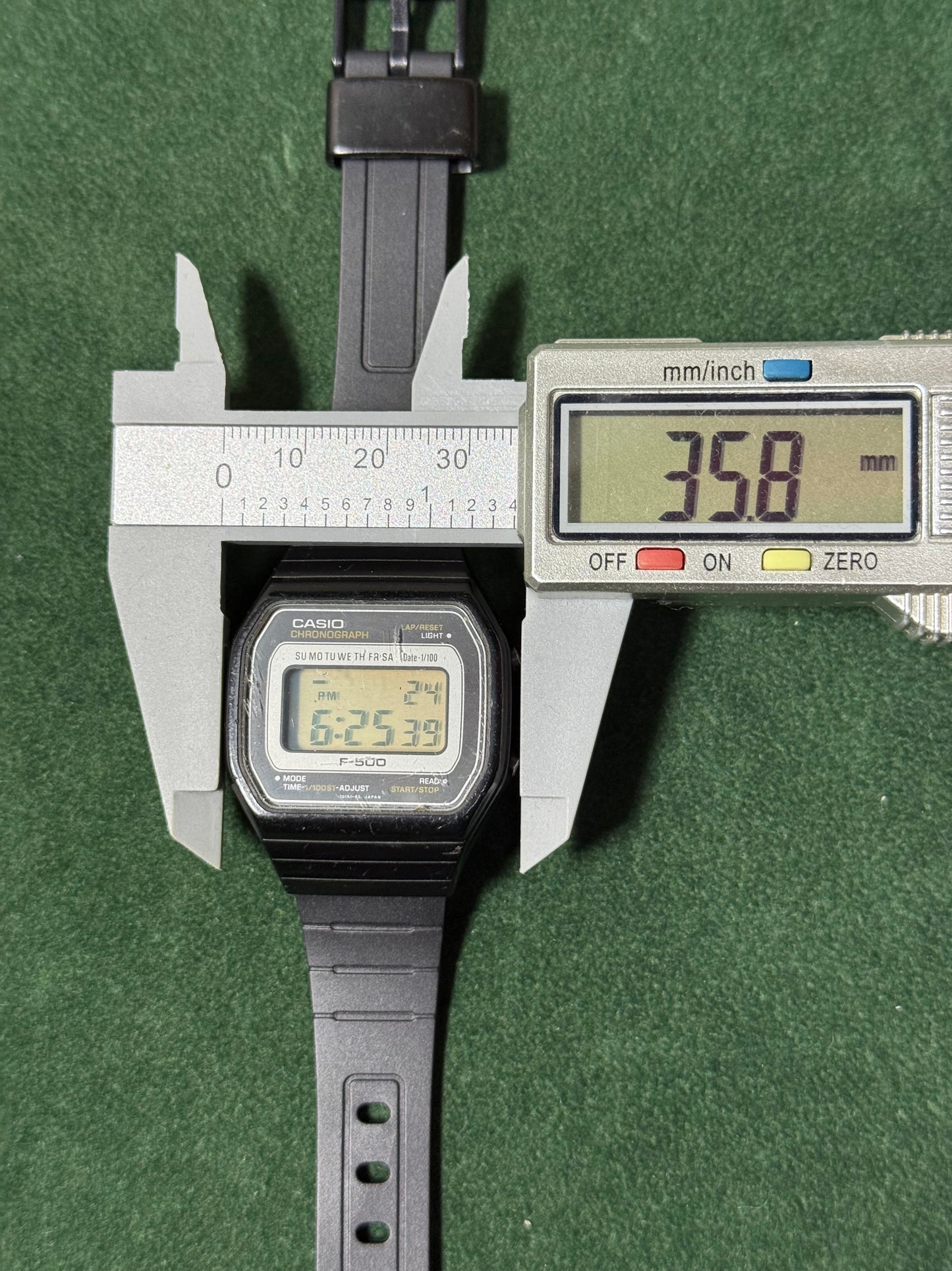 Vintage Casio F-500 Digital Watch 1980s Japan