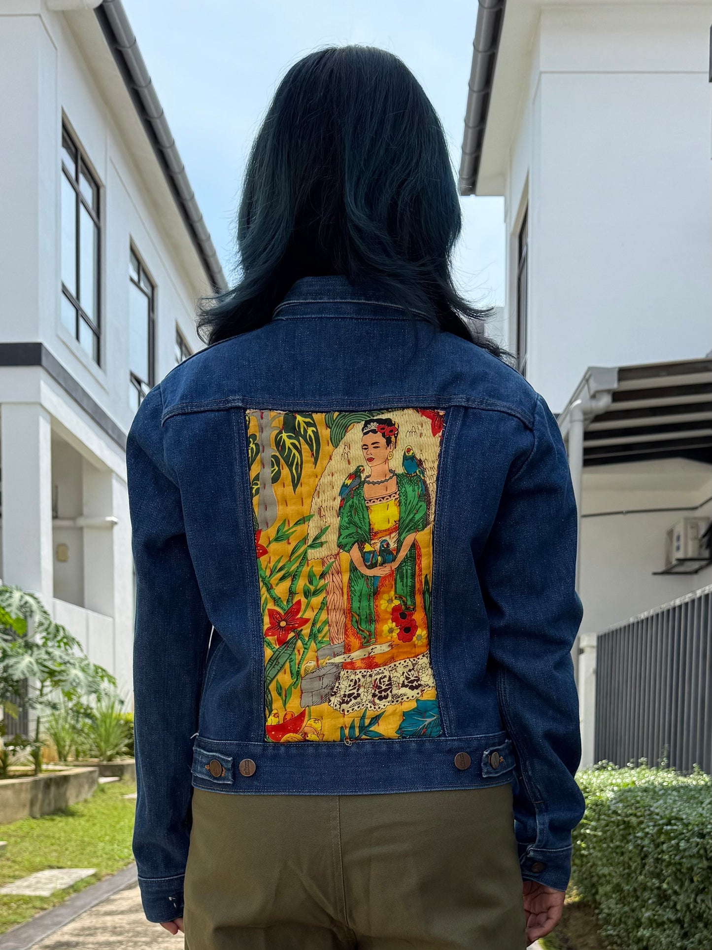 Vintage Wrangler Denim Jacket 1980s with Custom Frida Kahlo Back Patch