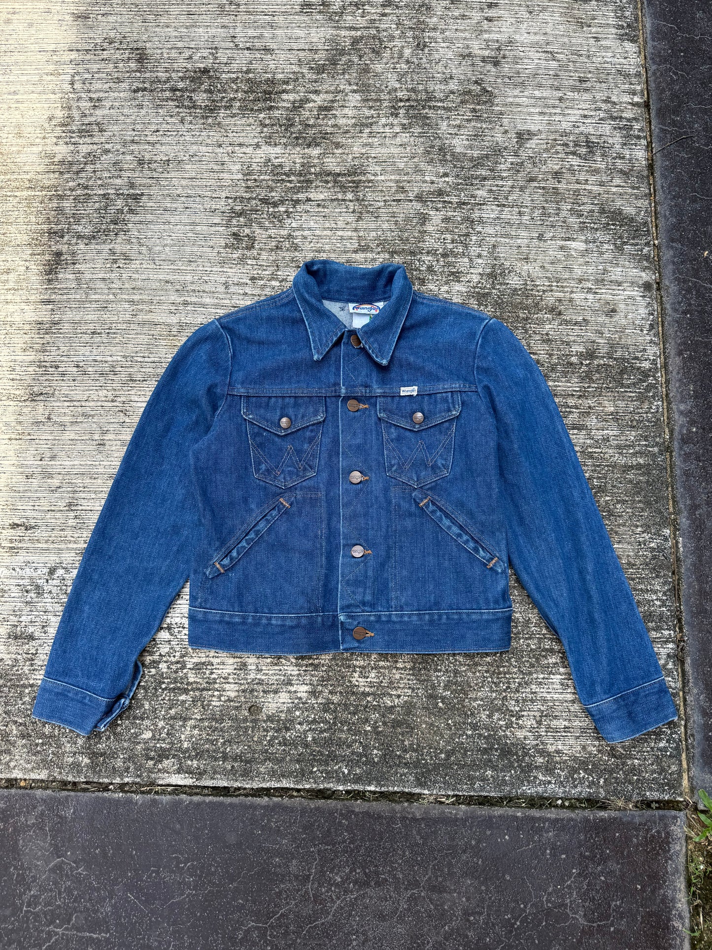 Vintage Wrangler Denim Jacket 1980s with Custom Frida Kahlo Back Patch