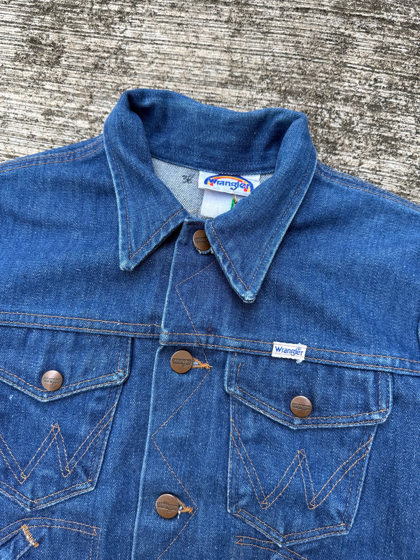 Vintage Wrangler Denim Jacket 1980s with Custom Frida Kahlo Back Patch