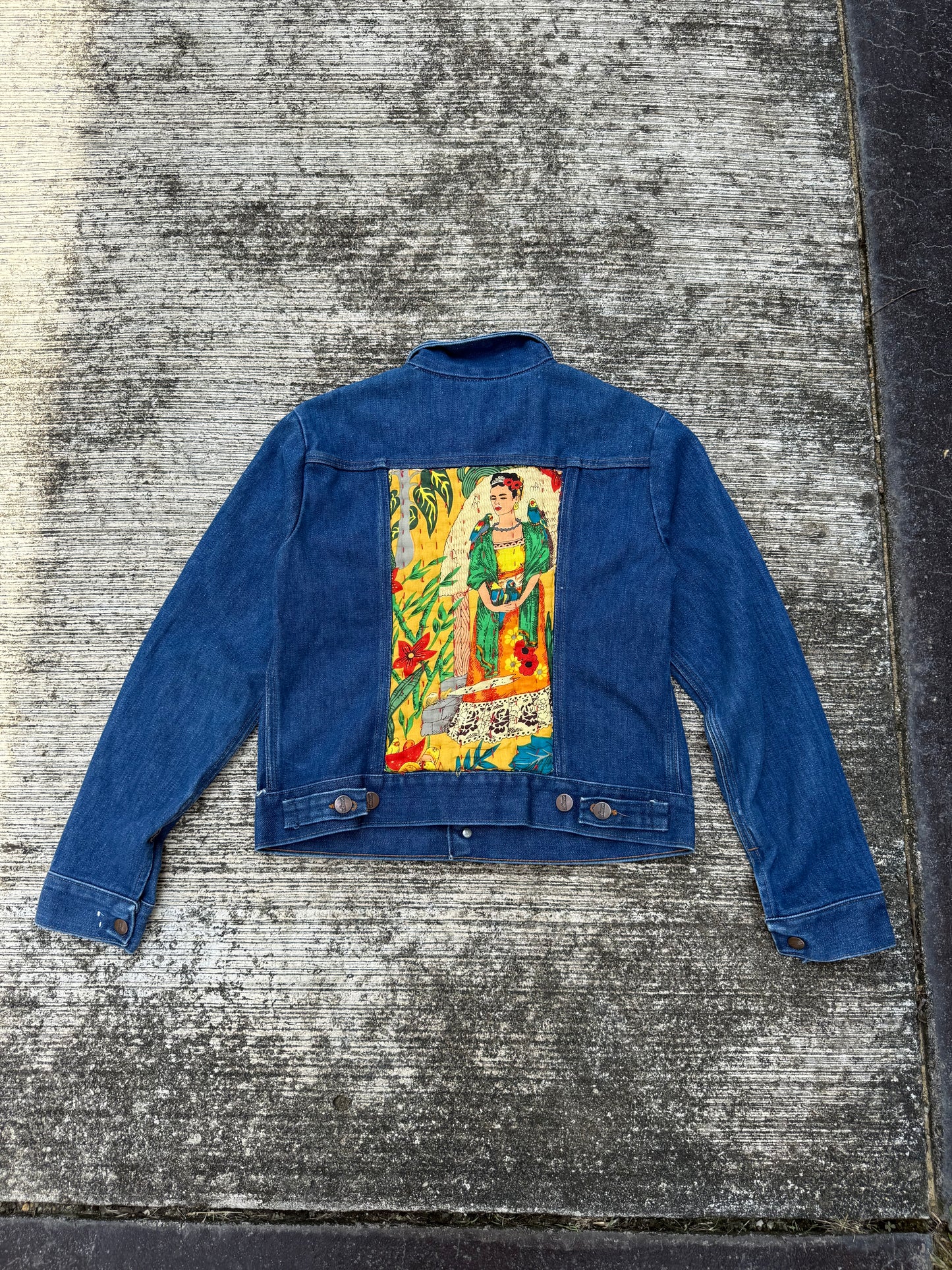 Vintage Wrangler Denim Jacket 1980s with Custom Frida Kahlo Back Patch