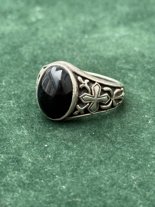 Vintage 1990s Code Z Gothic Cross Ring with Black Onyx – Japanese Silver Jewelry