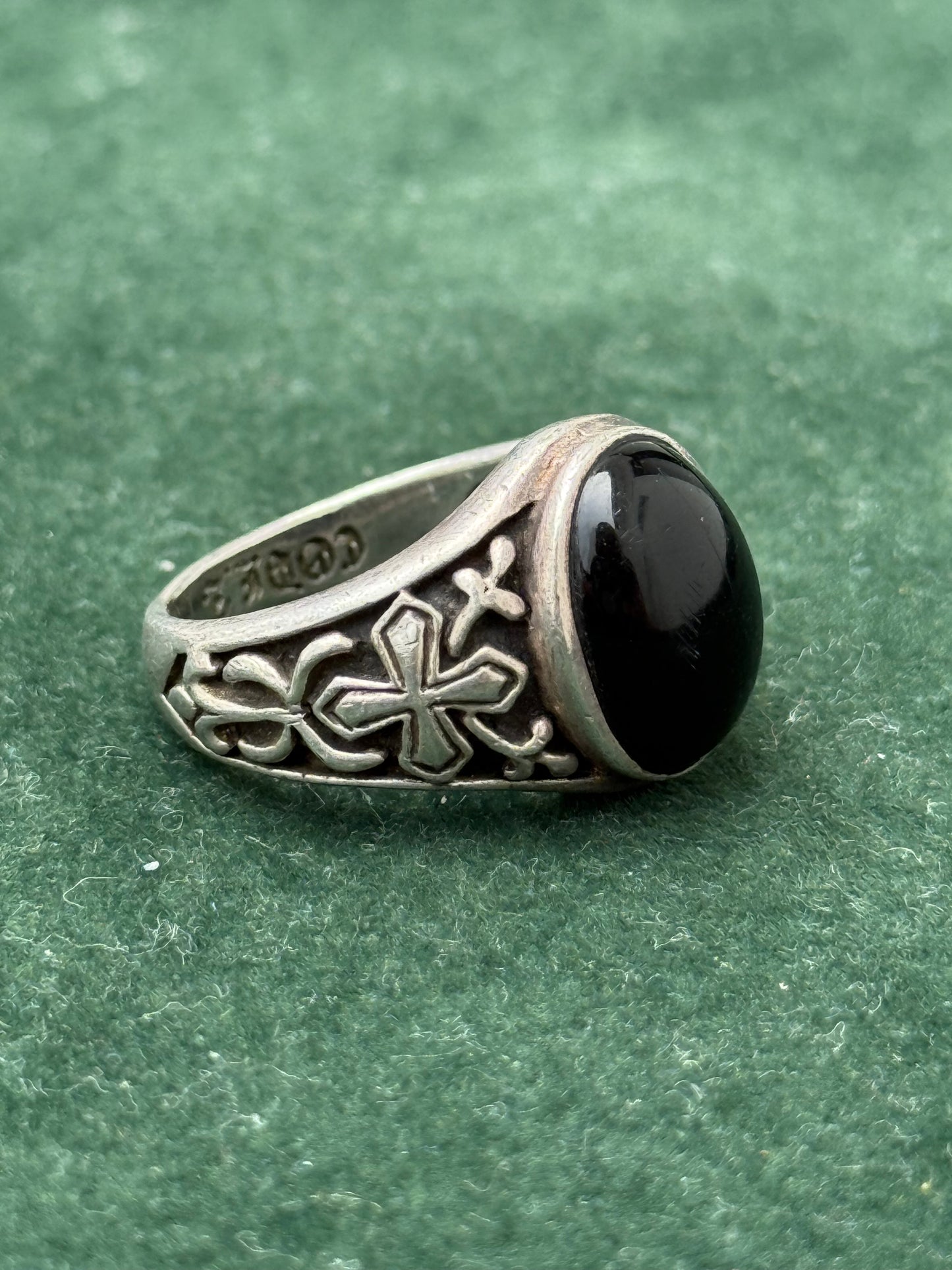 Vintage 1990s Code Z Gothic Cross Ring with Black Onyx – Japanese Silver Jewelry