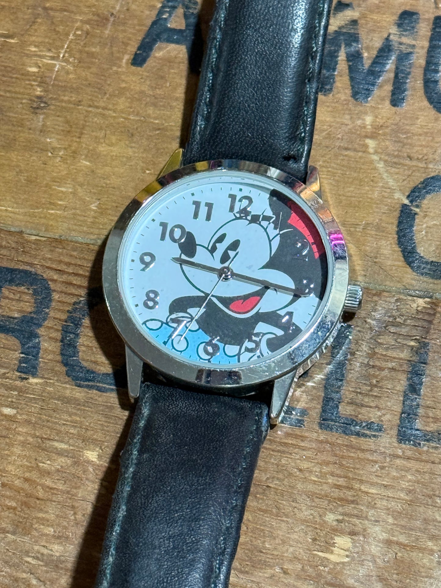 Mickey Disney Store Watch Exclusive Limited Release Japan