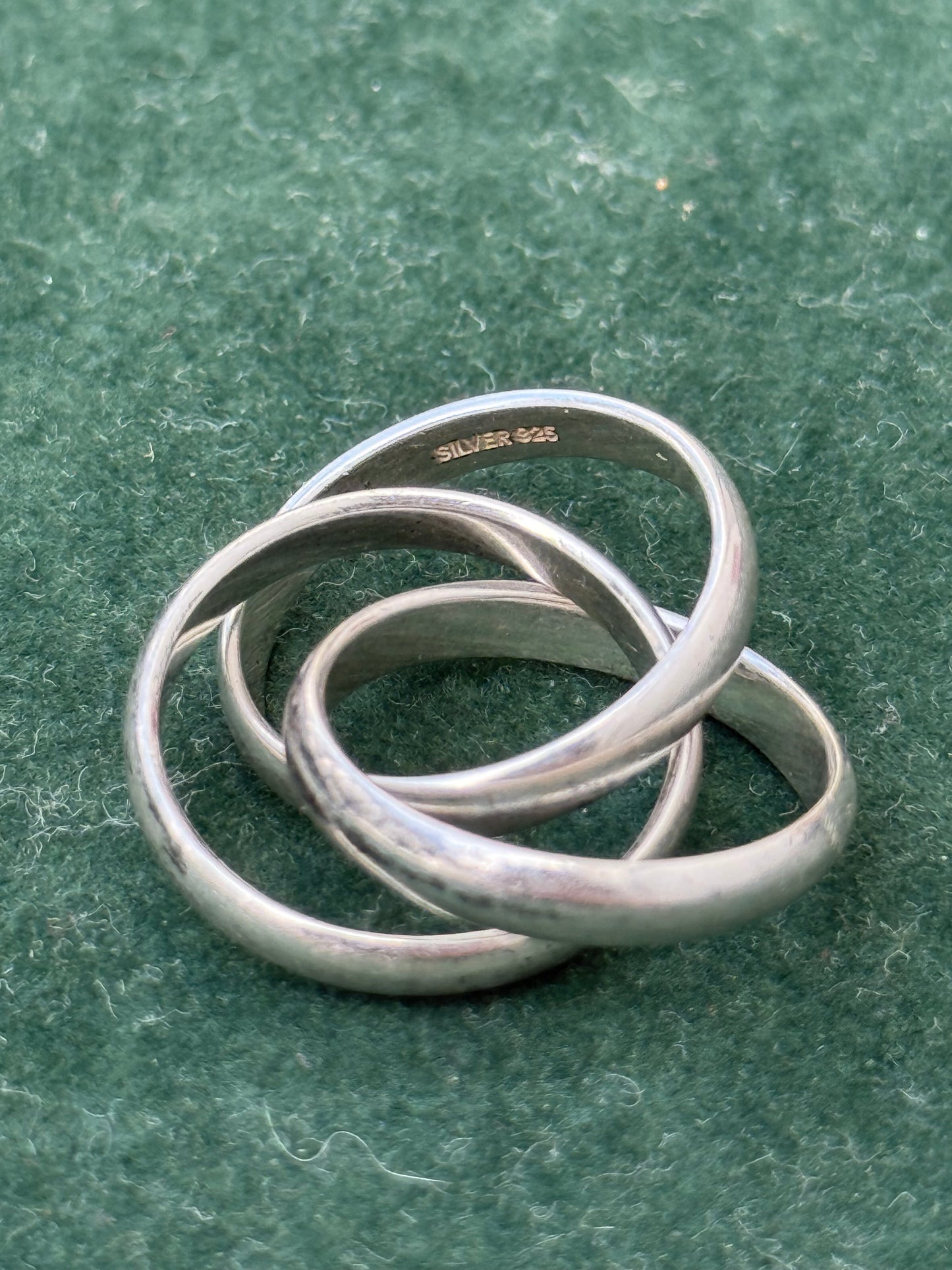 Marie Claire Triple Band Rolling Ring – Sterling Silver 925 Vintage Designer Jewelry