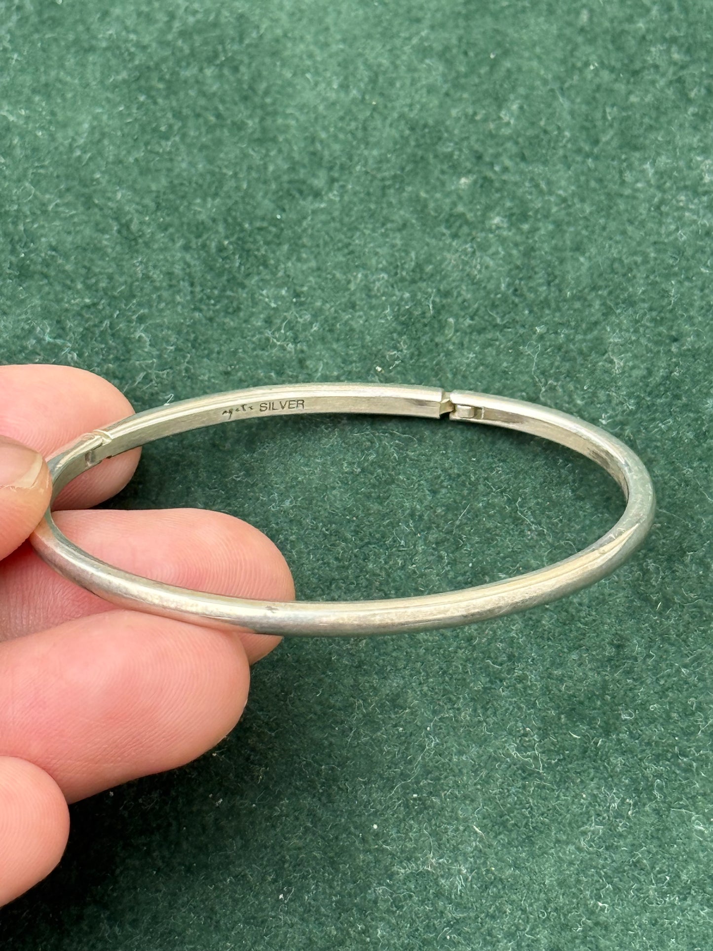 Vintage 925 Sterling Silver Bangle Bracelet Dot Stud Detailing