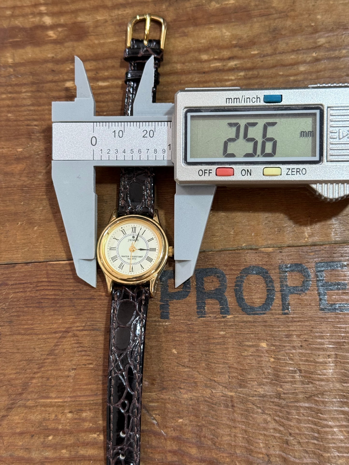 Vintage 1990s Seiko Jemis Women Quartz Watch Gold Tone Roman Dial Classic Dress Watch