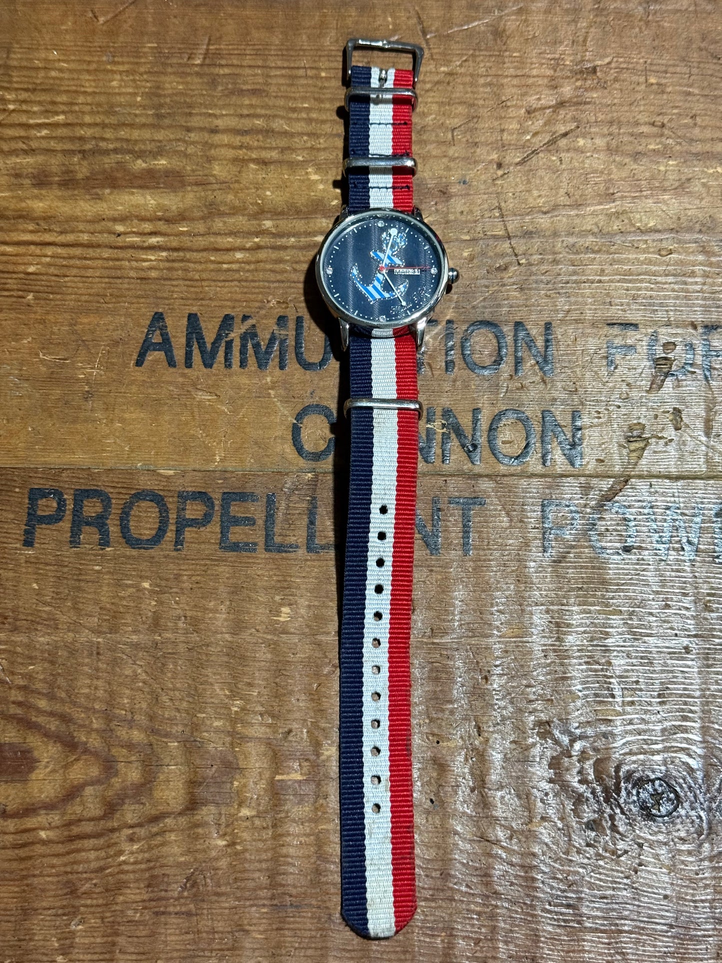 Minnie Mouse Disneyland Day Date Watch