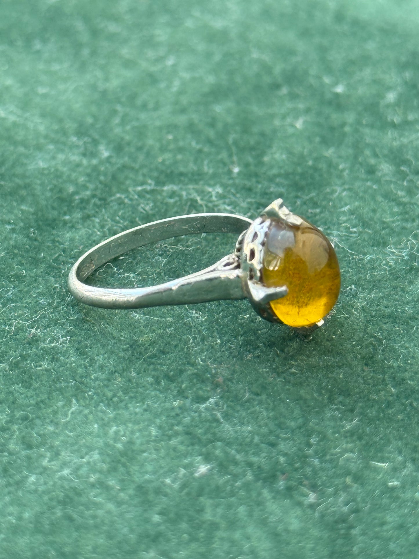 Vintage Sterling Silver Ring with Yellow Cabochon Stone Classic Solitaire Design